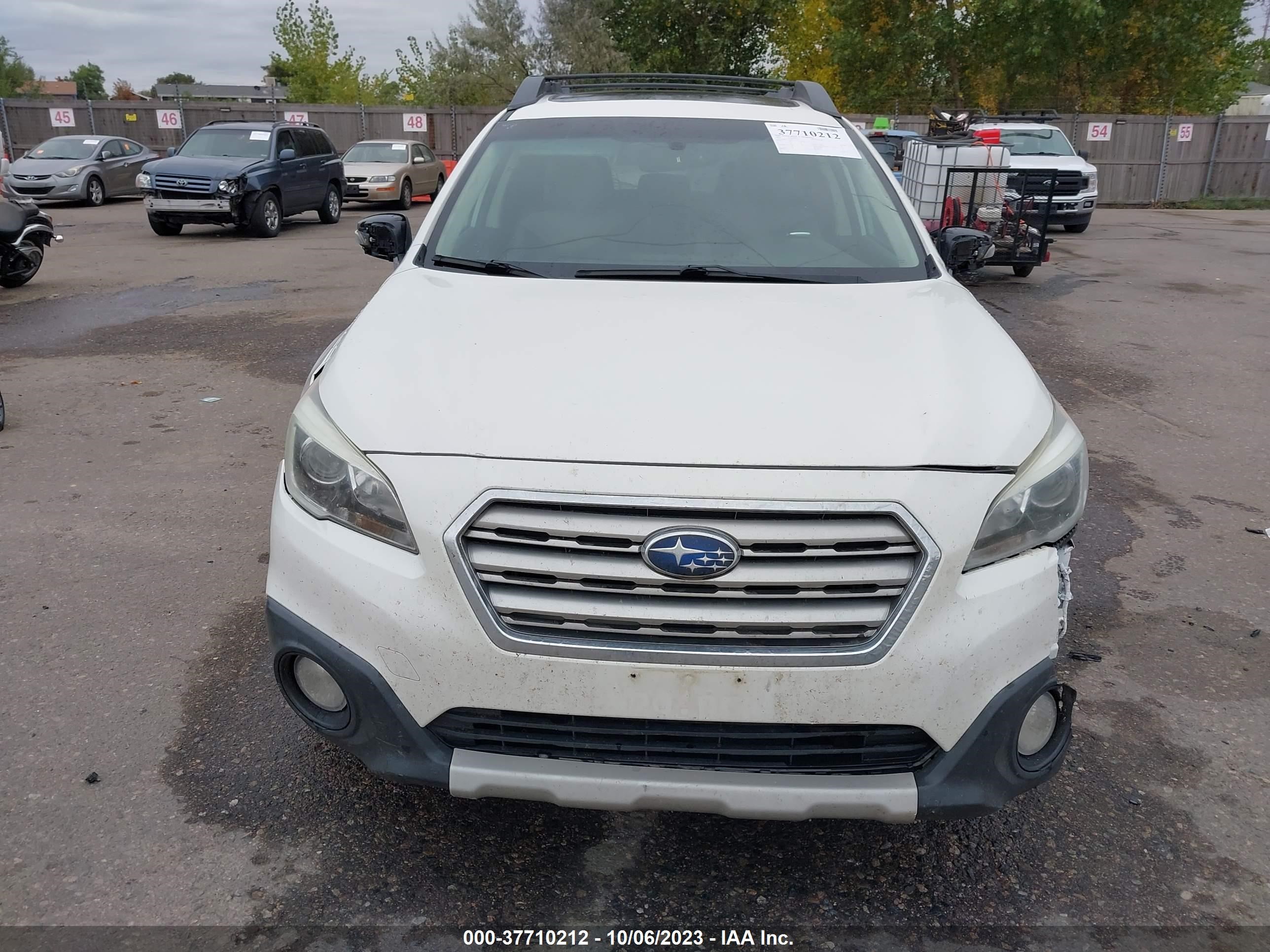 2015 Subaru Outback 2.5I Limited vin: 4S4BSALC8F3230323