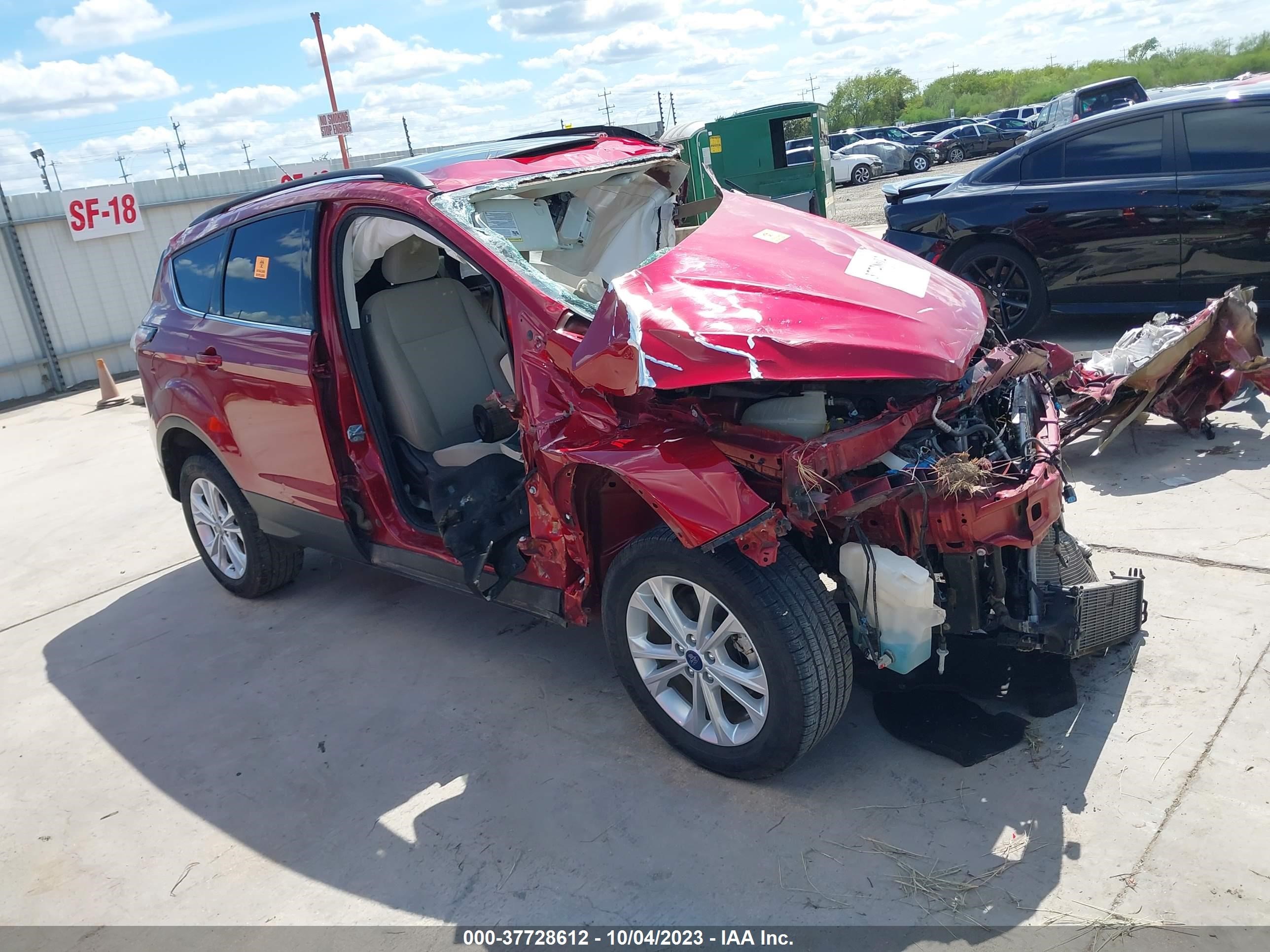 2018 Ford Escape Se vin: 1FMCU0GD7JUA54475