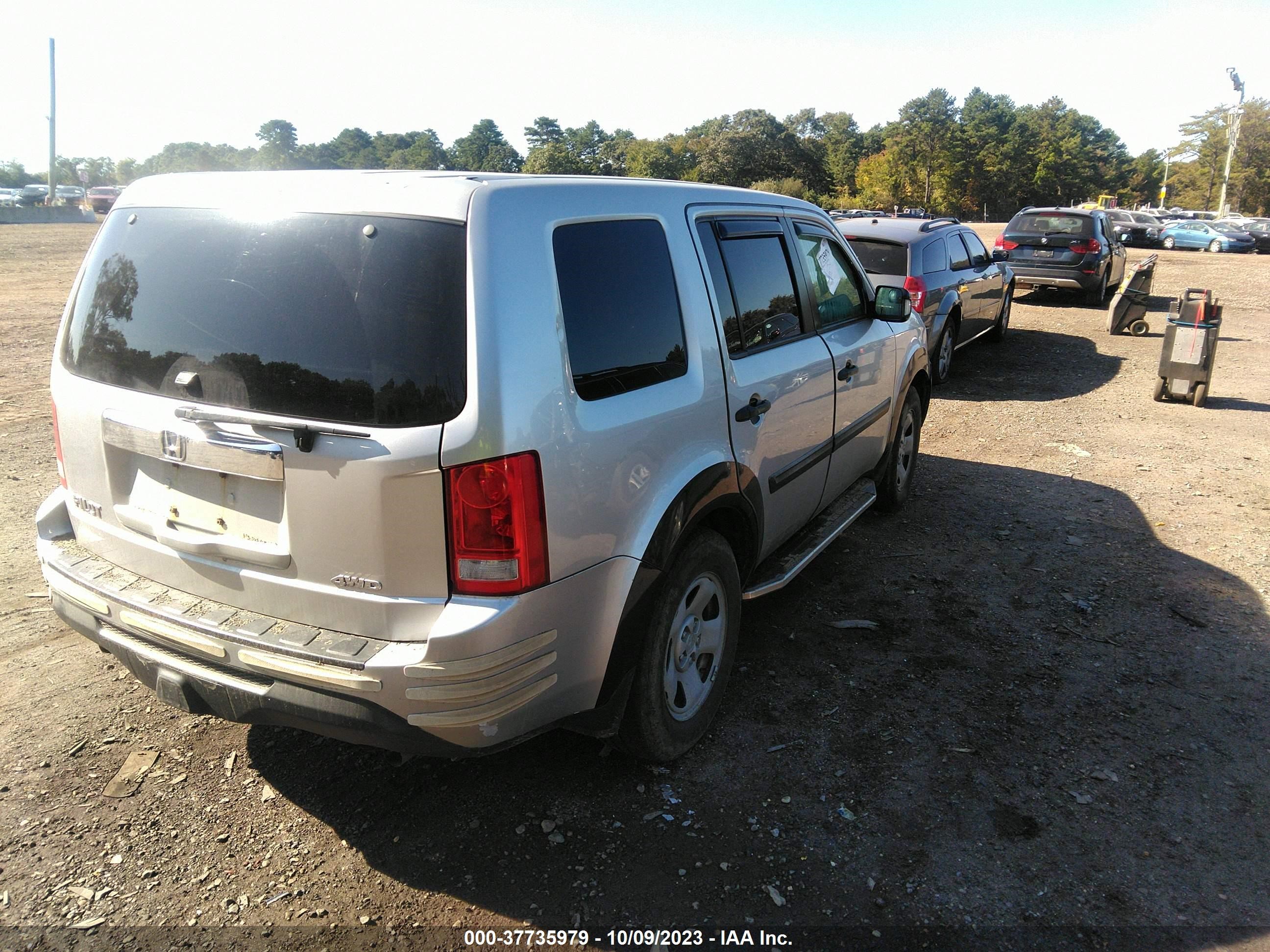 2014 Honda Pilot Lx vin: 5FNYF4H28EB001078