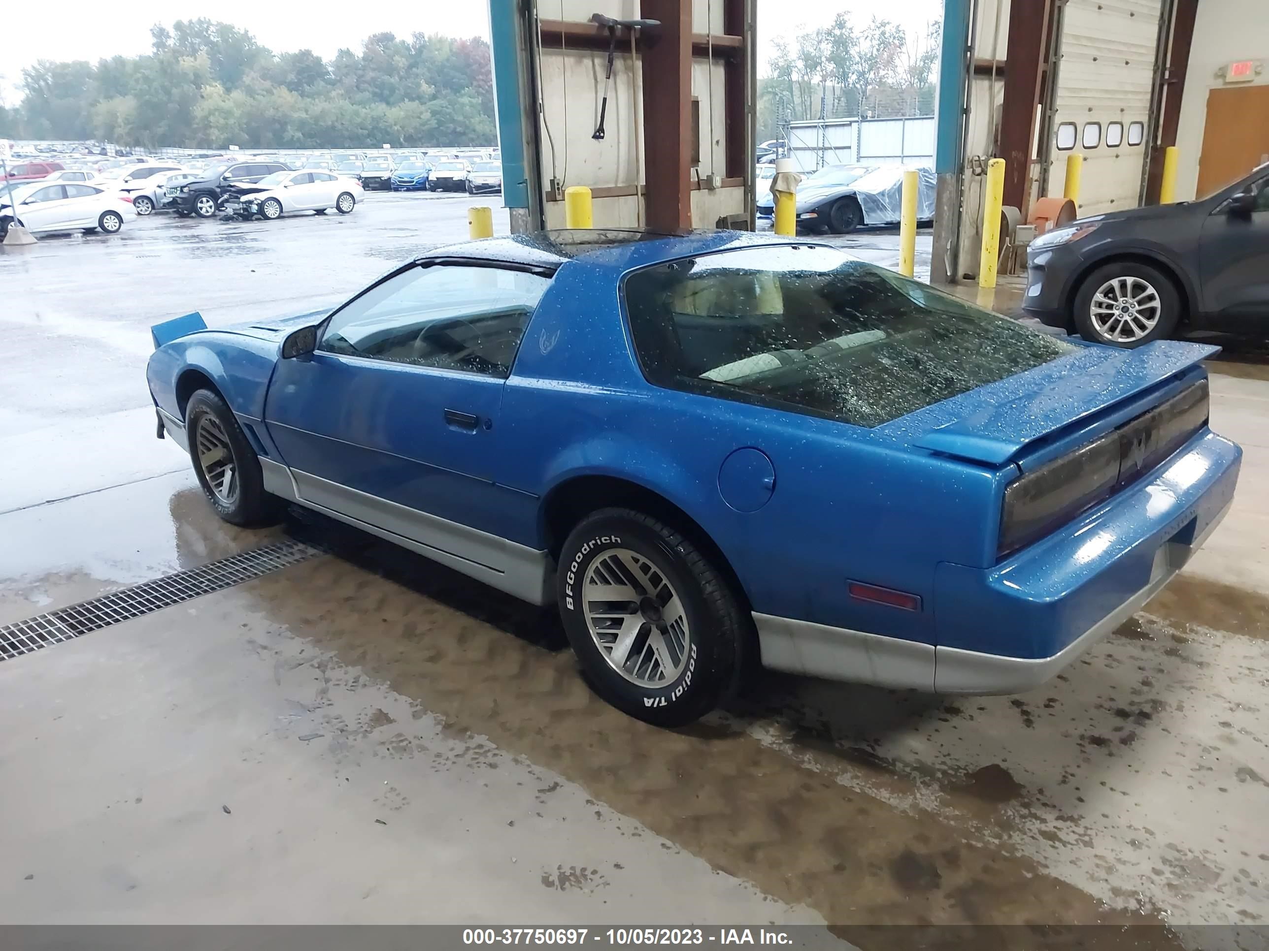 1G2FW87H8FN202393 1985 Pontiac Firebird Trans Am