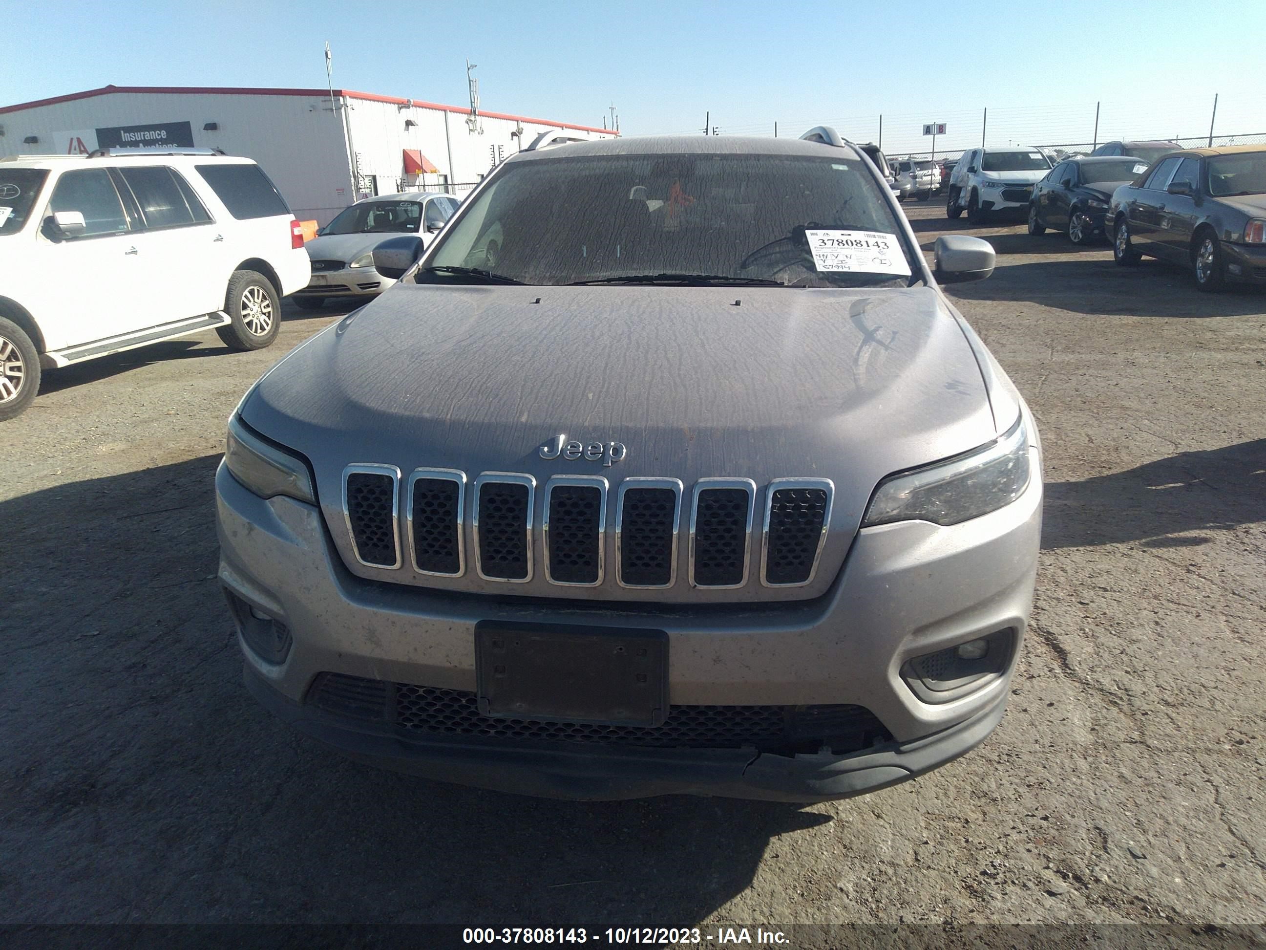 2019 Jeep Cherokee Latitude Fwd vin: 1C4PJLCB9KD377495