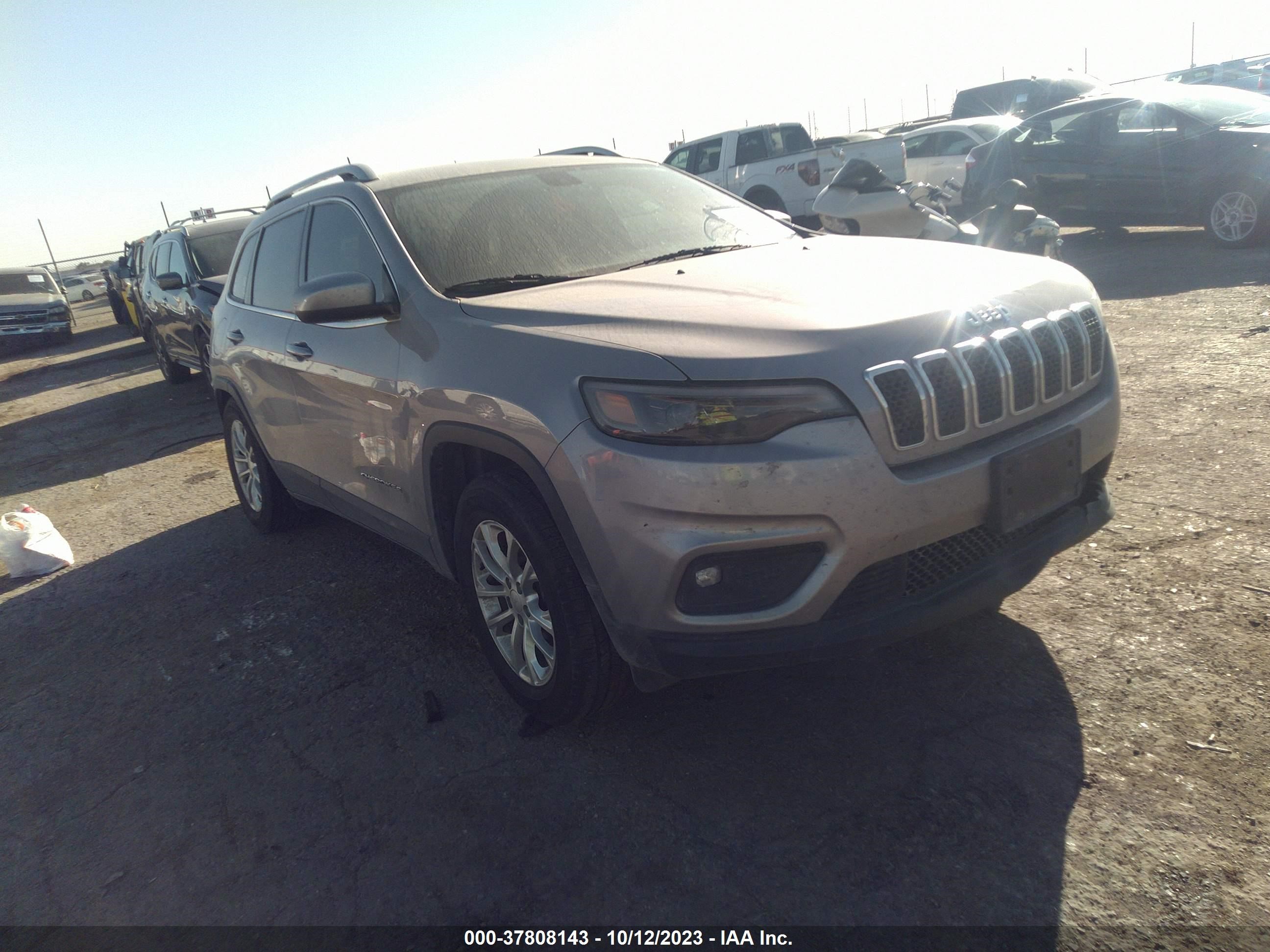 2019 Jeep Cherokee Latitude Fwd vin: 1C4PJLCB9KD377495