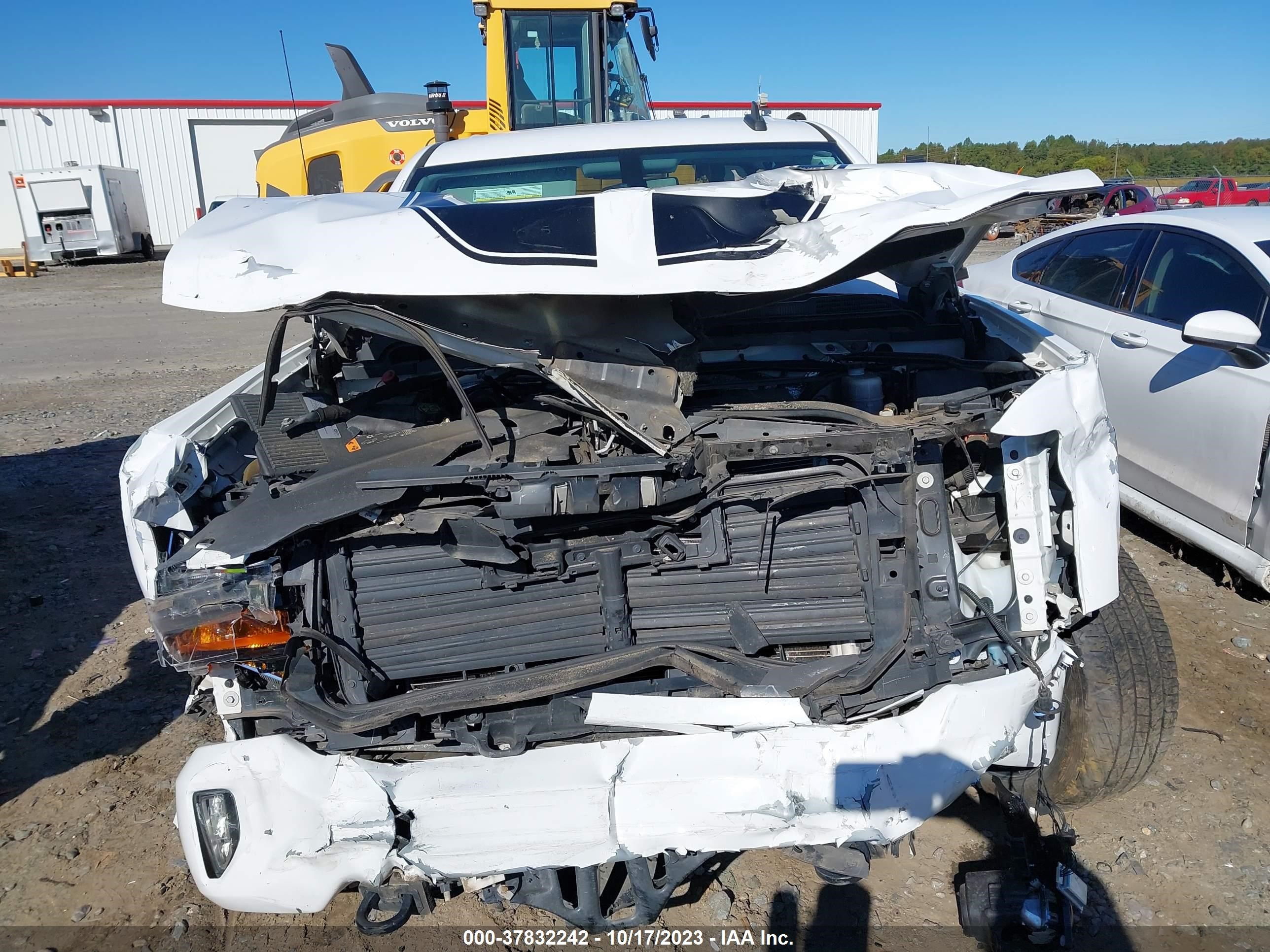 2017 Chevrolet Silverado 1500 2Lt vin: 3GCUKREC4HG292472