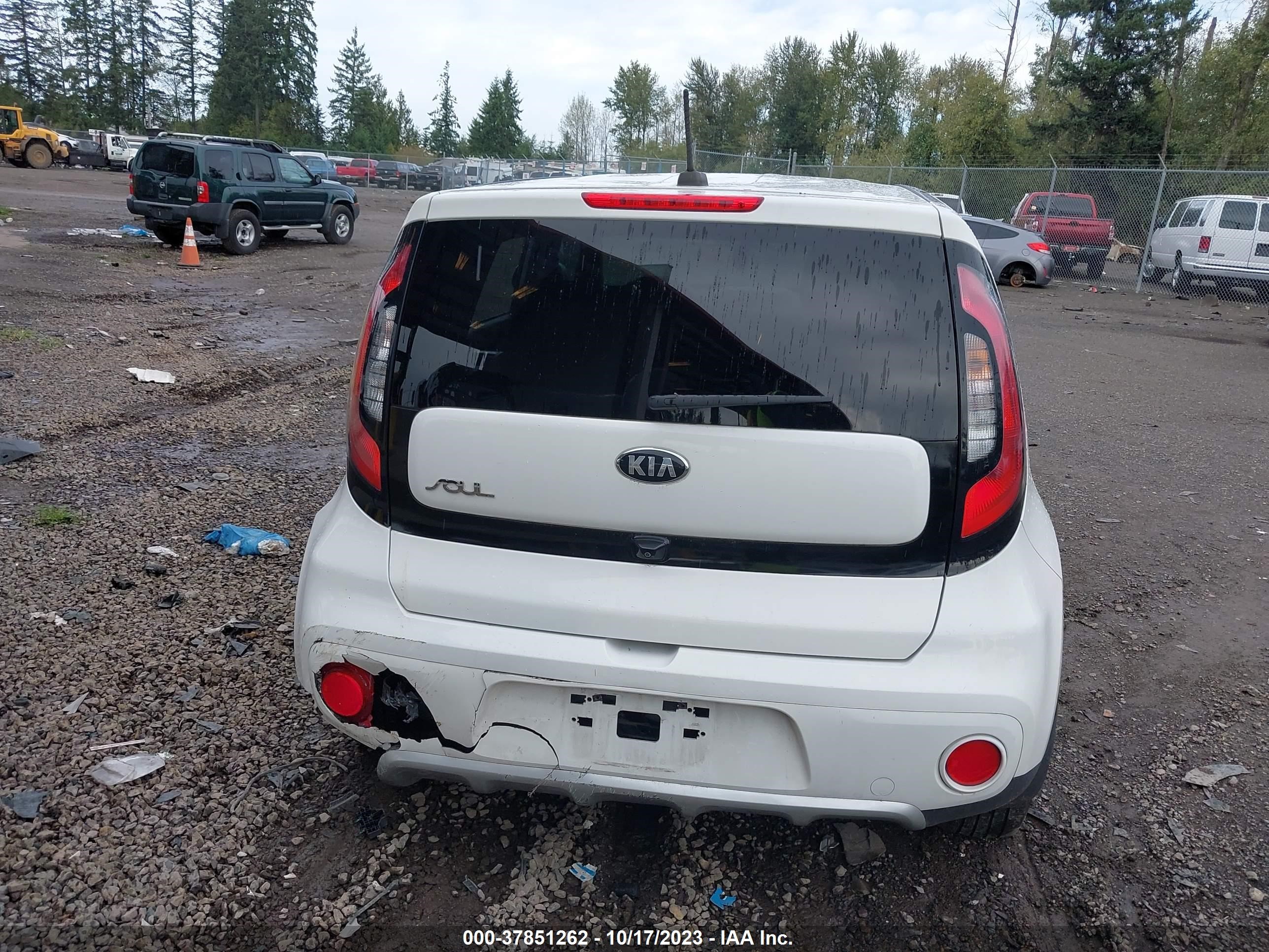 2018 Kia Soul + vin: KNDJP3A54J7900727