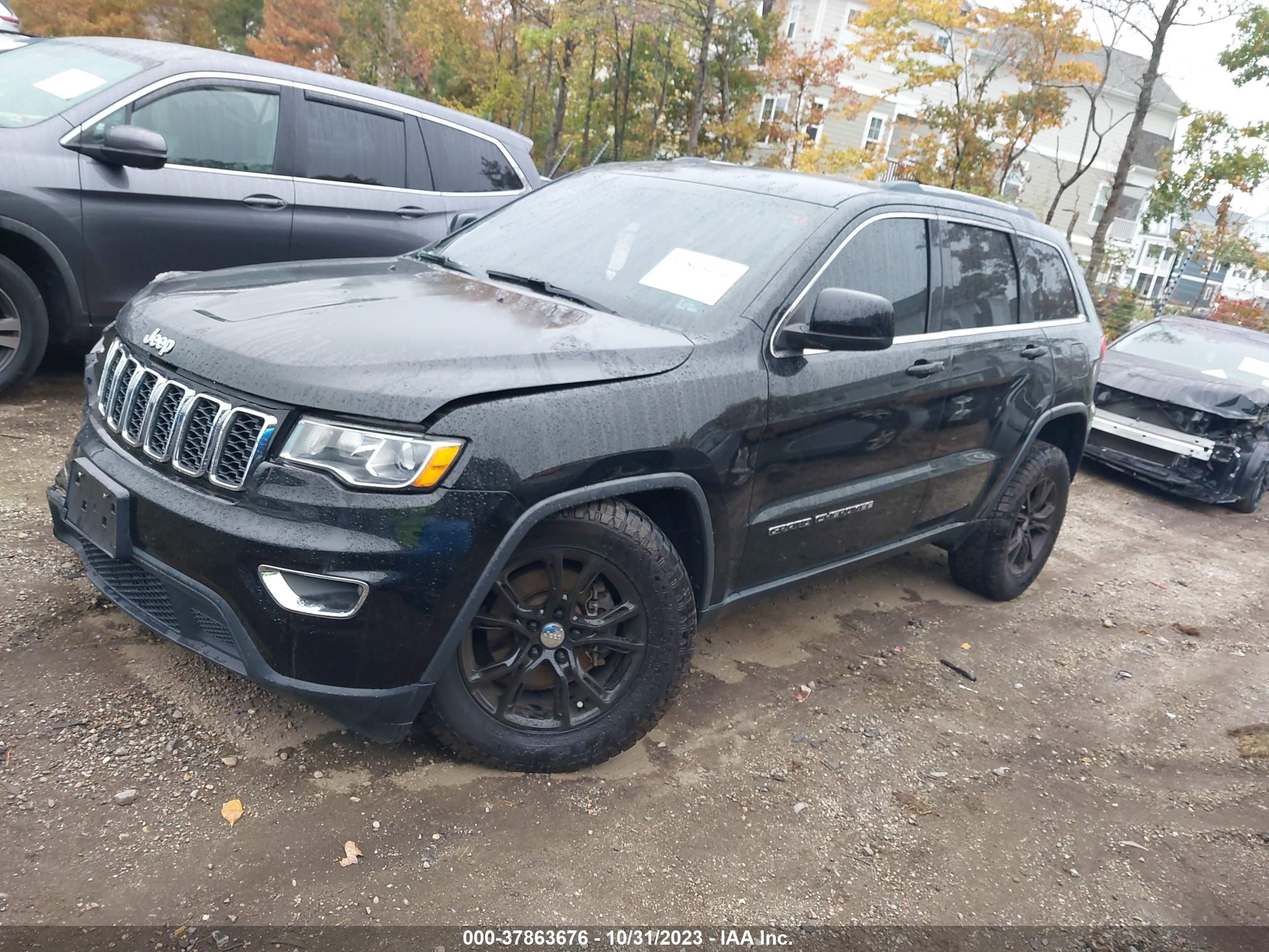 2017 Jeep Grand Cherokee Laredo vin: 1C4RJFAG1HC683873