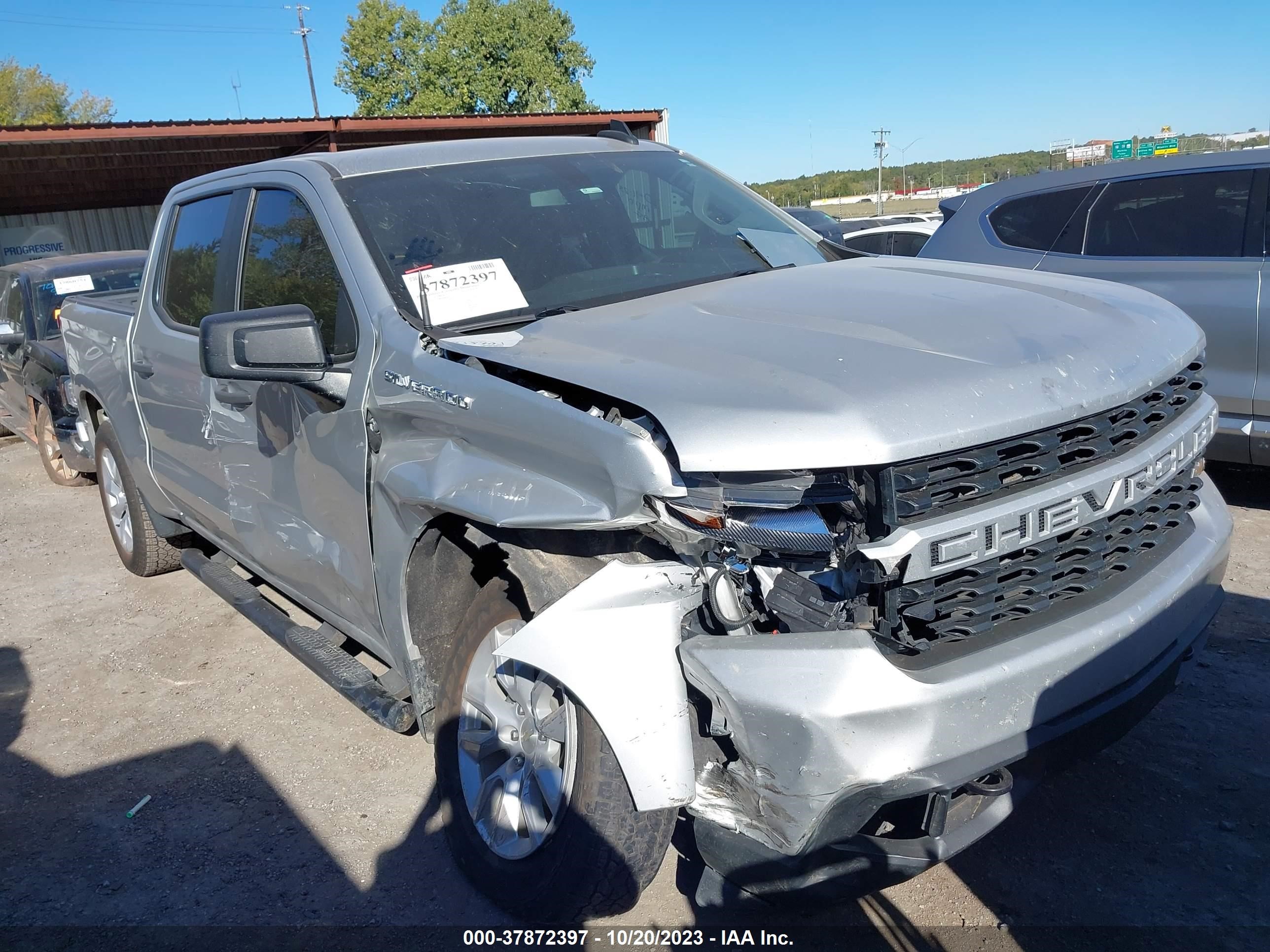 2019 Chevrolet Silverado 1500 Silverado Custom vin: 3GCPWBEH2KG190583