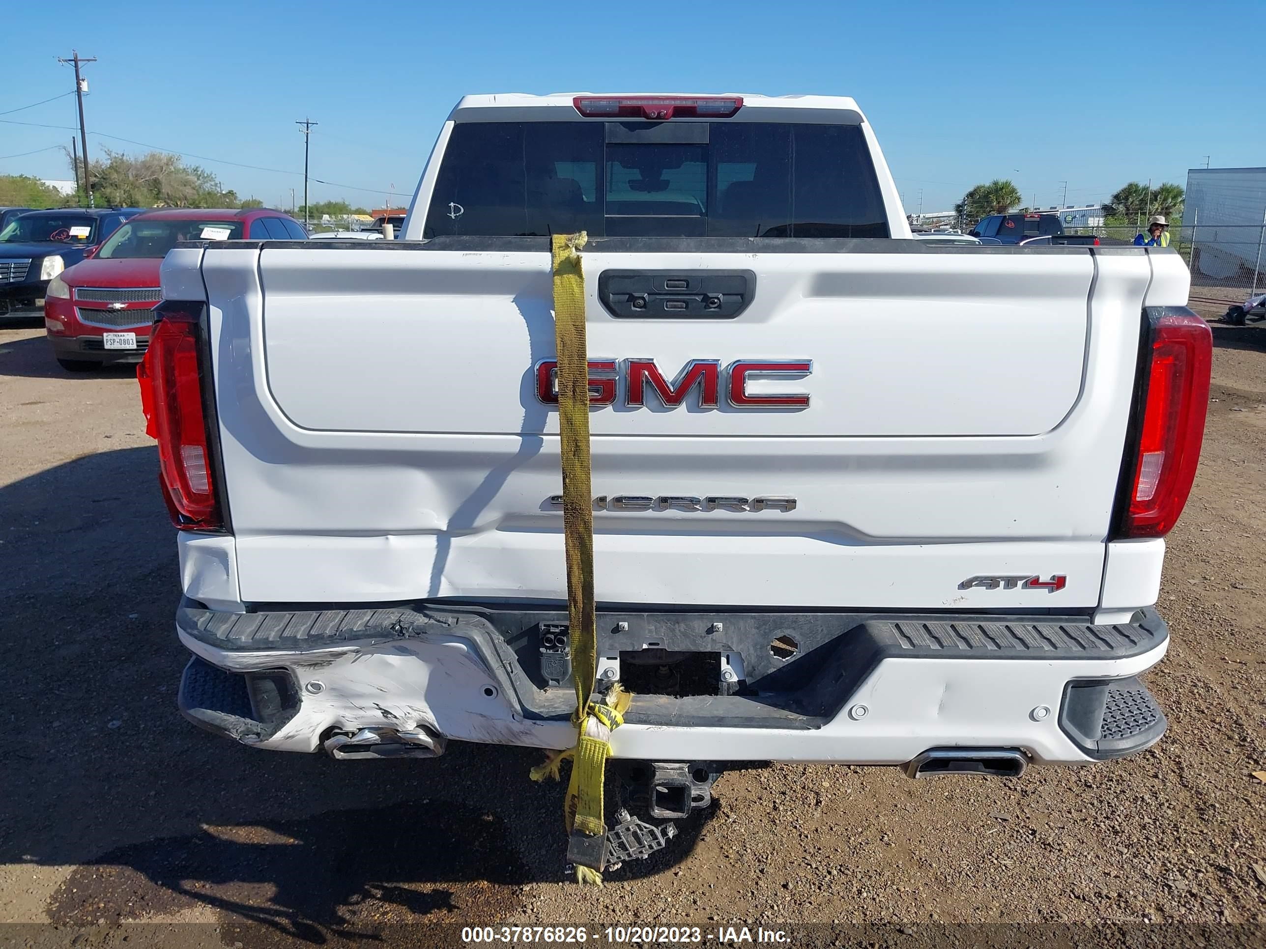 2020 GMC Sierra 1500 4Wd Short Box At4 vin: 3GTP9EED9LG217642