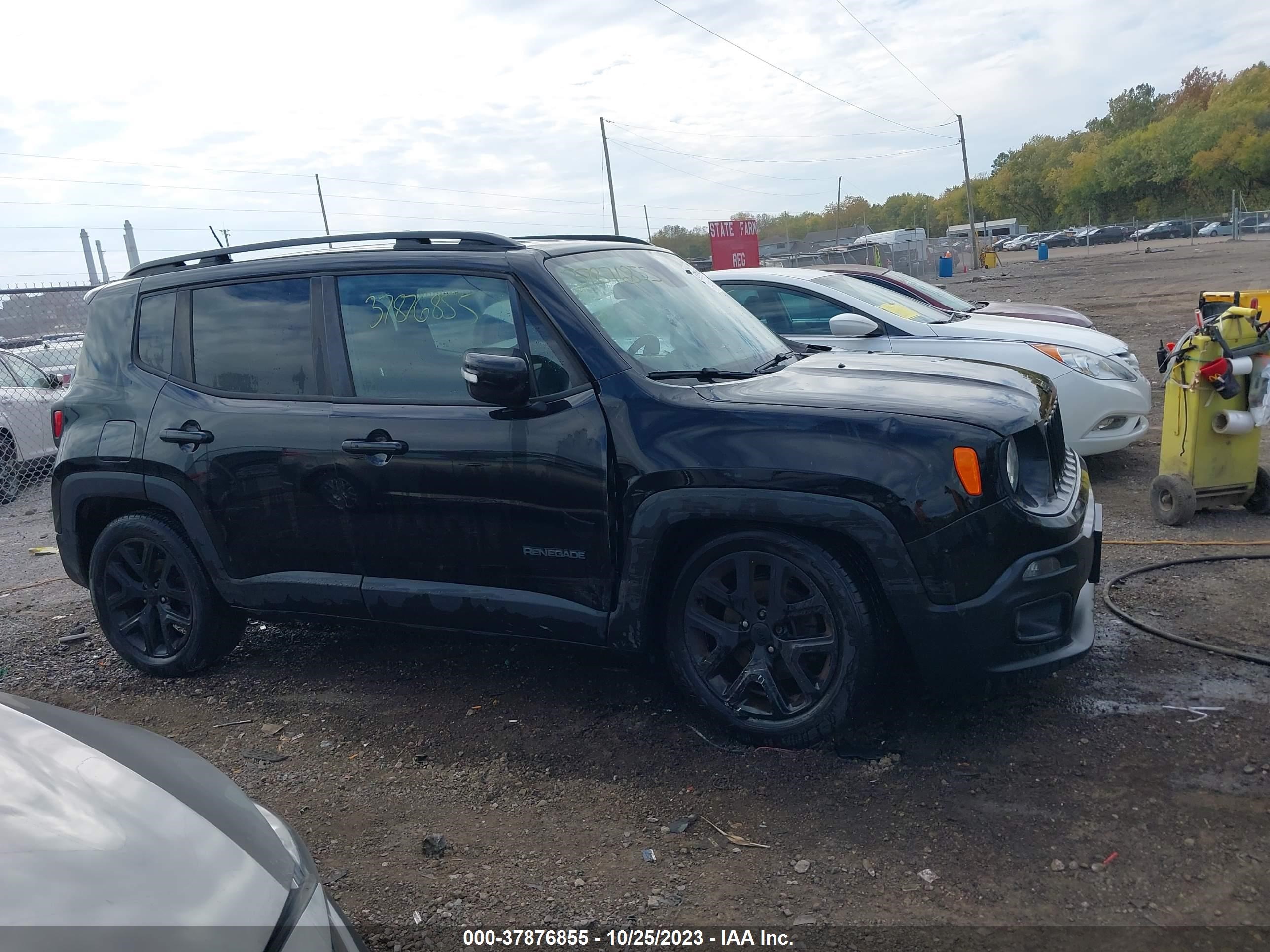 2017 Jeep Renegade Altitude vin: ZACCJABB2HPG00815