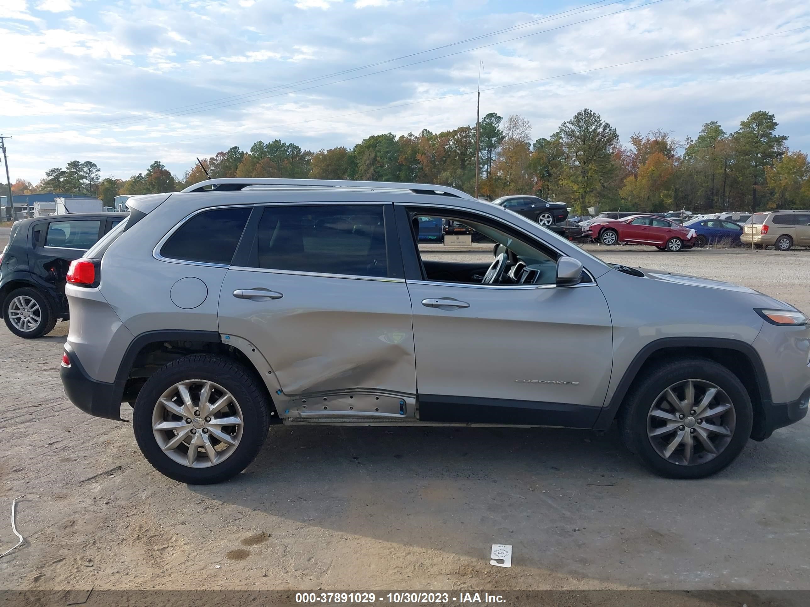 2014 Jeep Cherokee Limited vin: 1C4PJMDS6EW214395