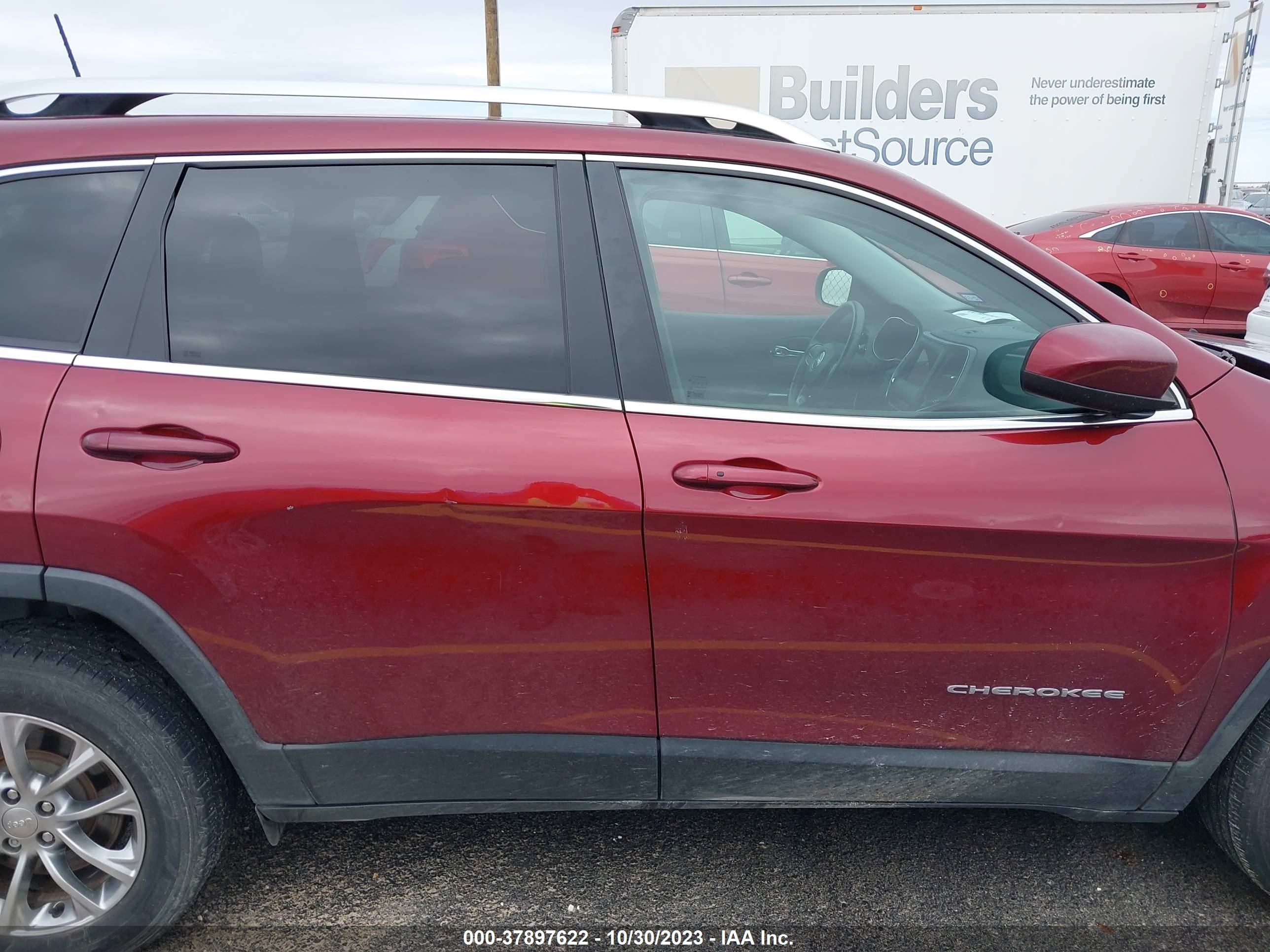 2019 Jeep Cherokee Latitude Plus vin: 1C4PJLLX3KD144286