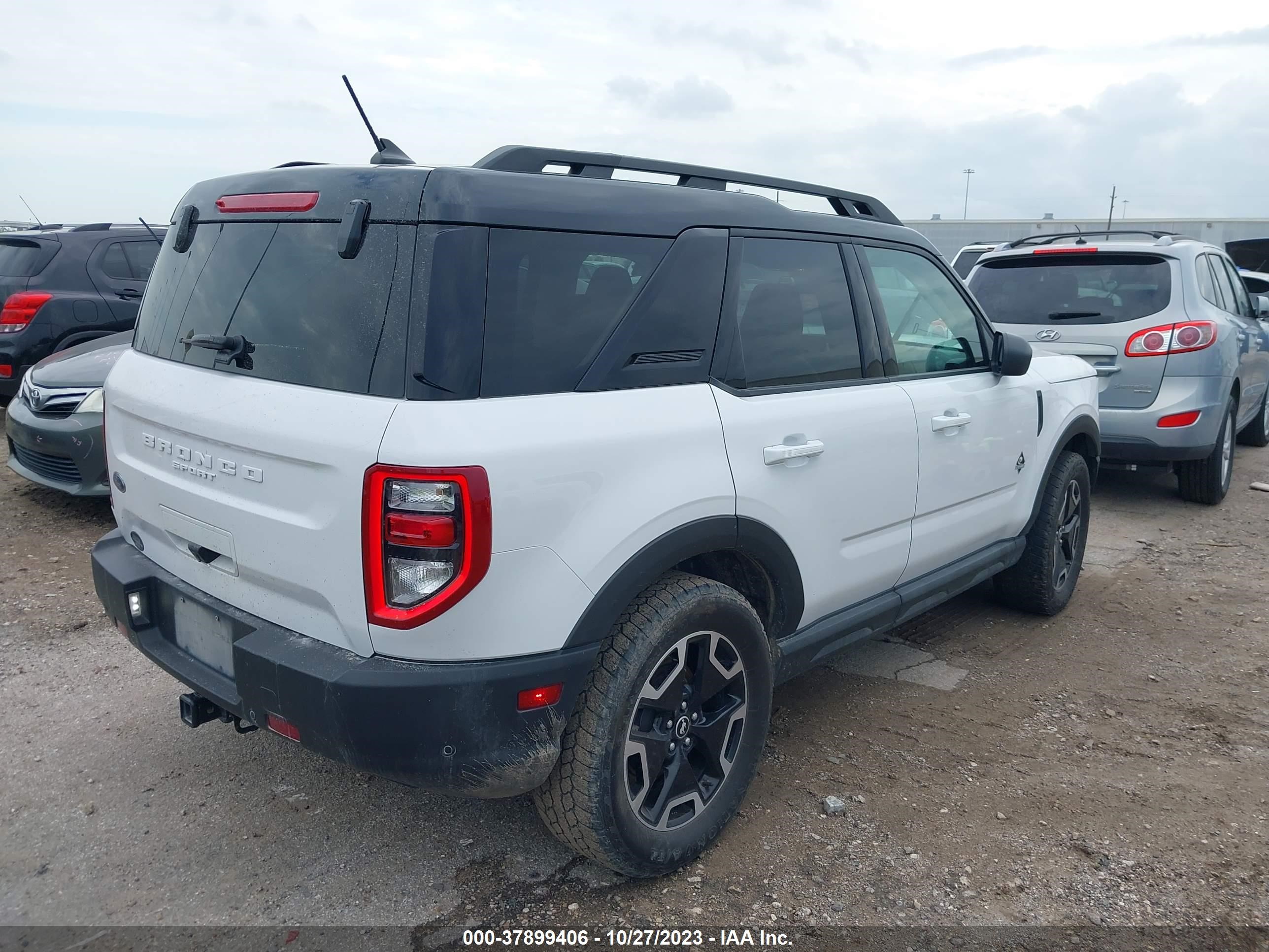 2022 Ford Bronco Sport Outer Banks vin: 3FMCR9C66NRD49190