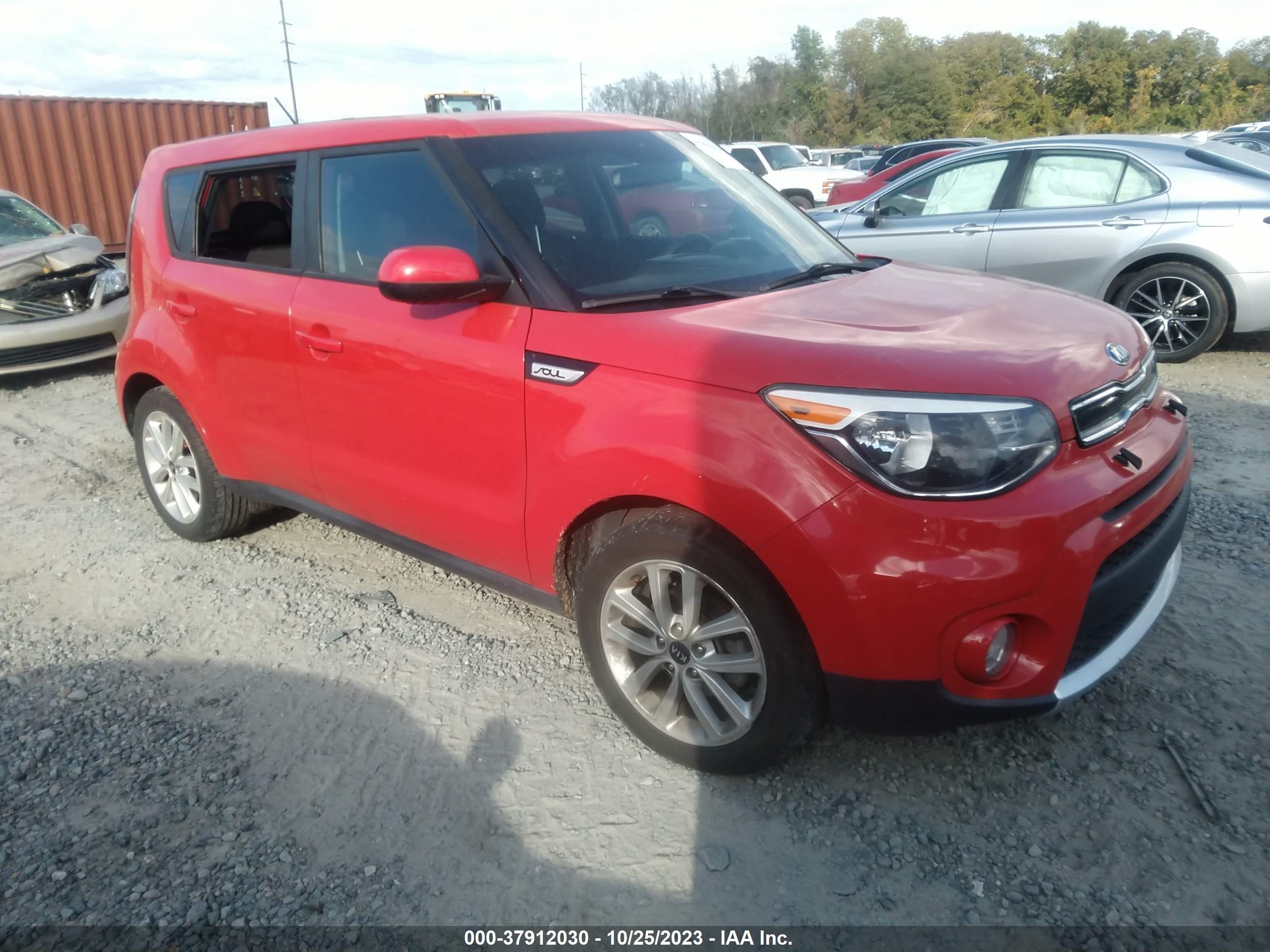 2017 Kia Soul + vin: KNDJP3A5XH7450124