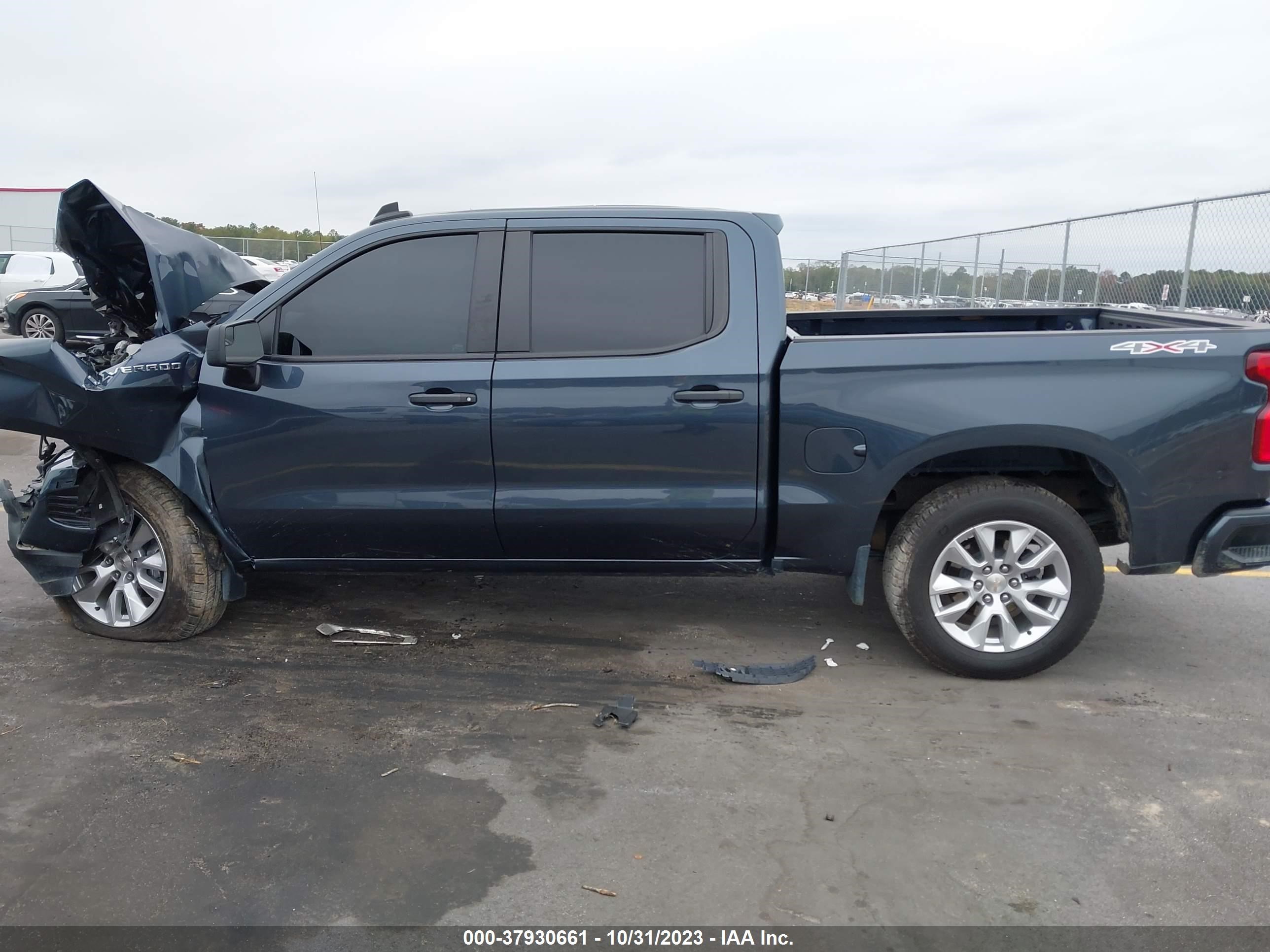 2022 Chevrolet Silverado 1500 Ltd Custom vin: 1GCPYBEK6NZ195442