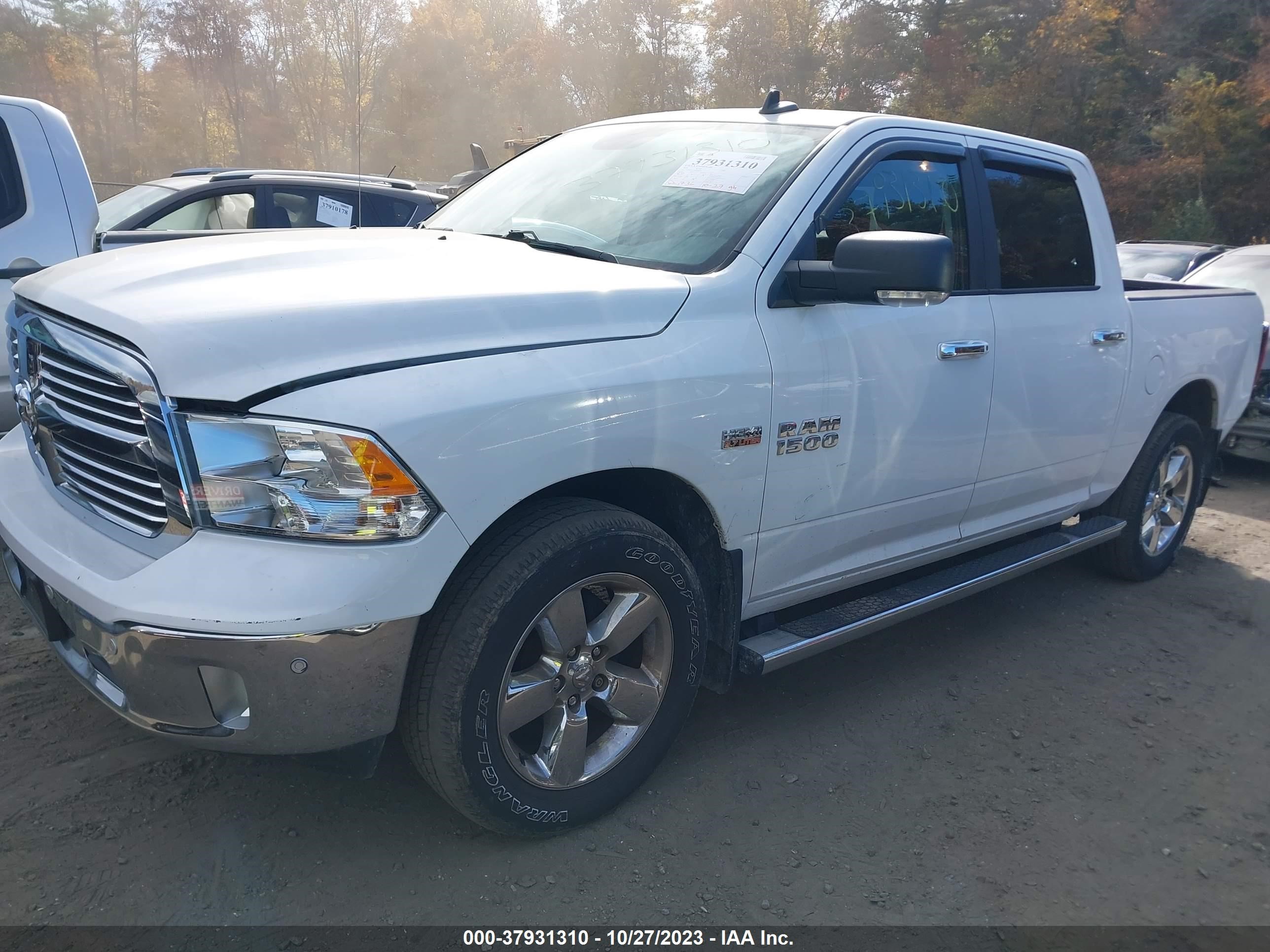 2018 Ram 1500 Big Horn 4X4 5'7" Box vin: 3C6RR7LT5JG188076