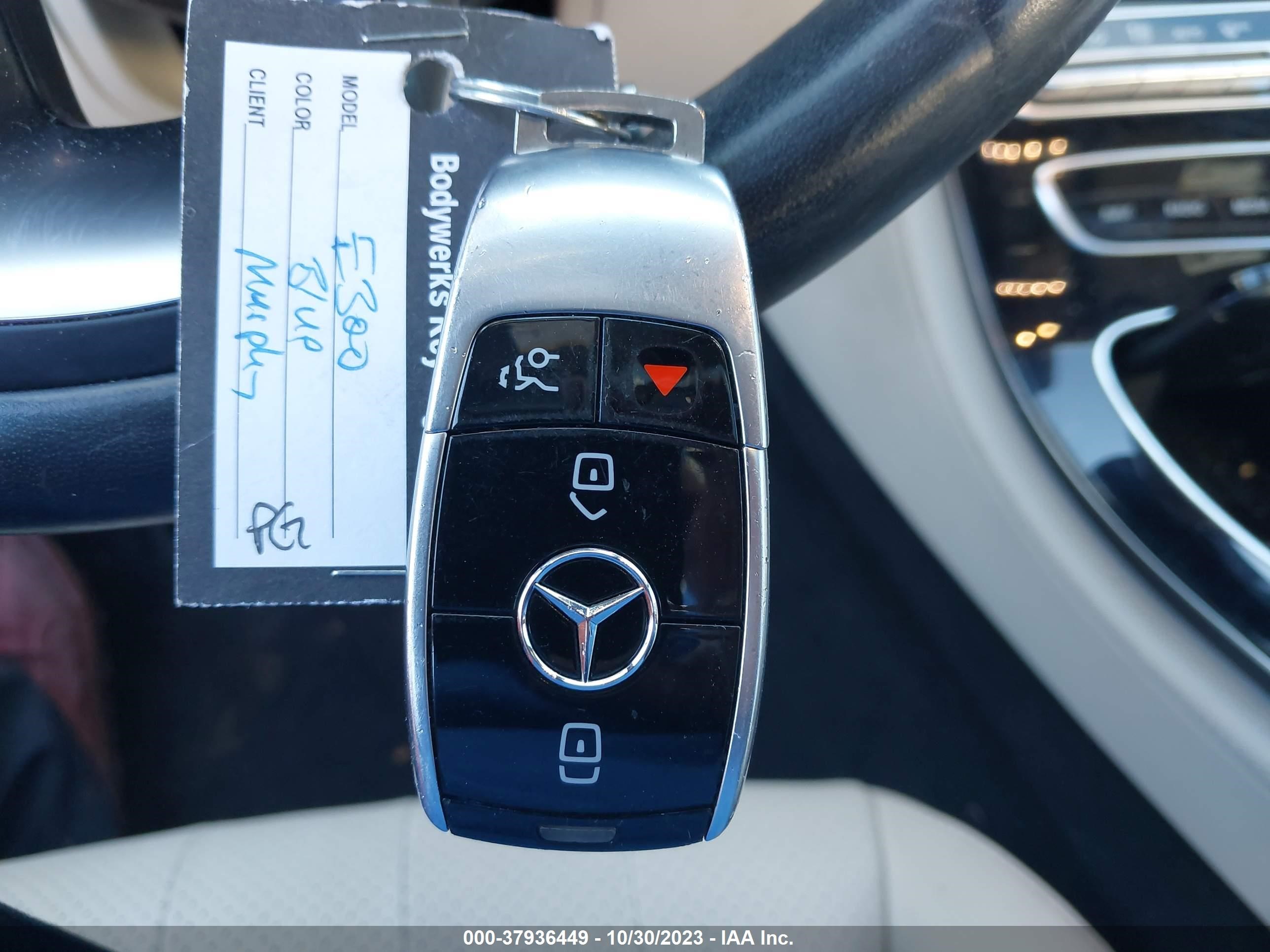 2018 Mercedes-Benz E-Class E 300 vin: WDDZF4JB5JA304021