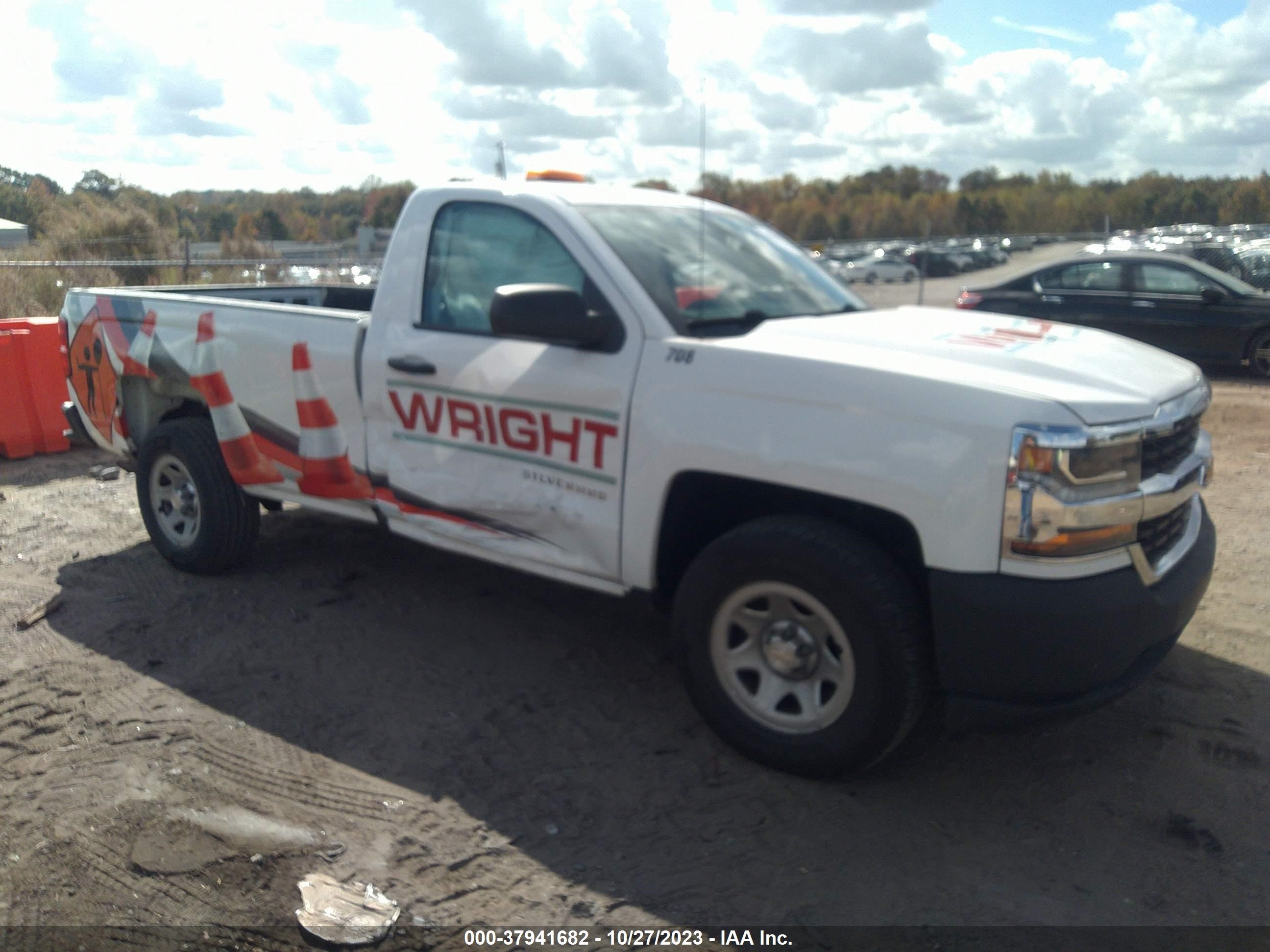 2018 Chevrolet Silverado 1500 Wt vin: 1GCNCNEH9JZ273797