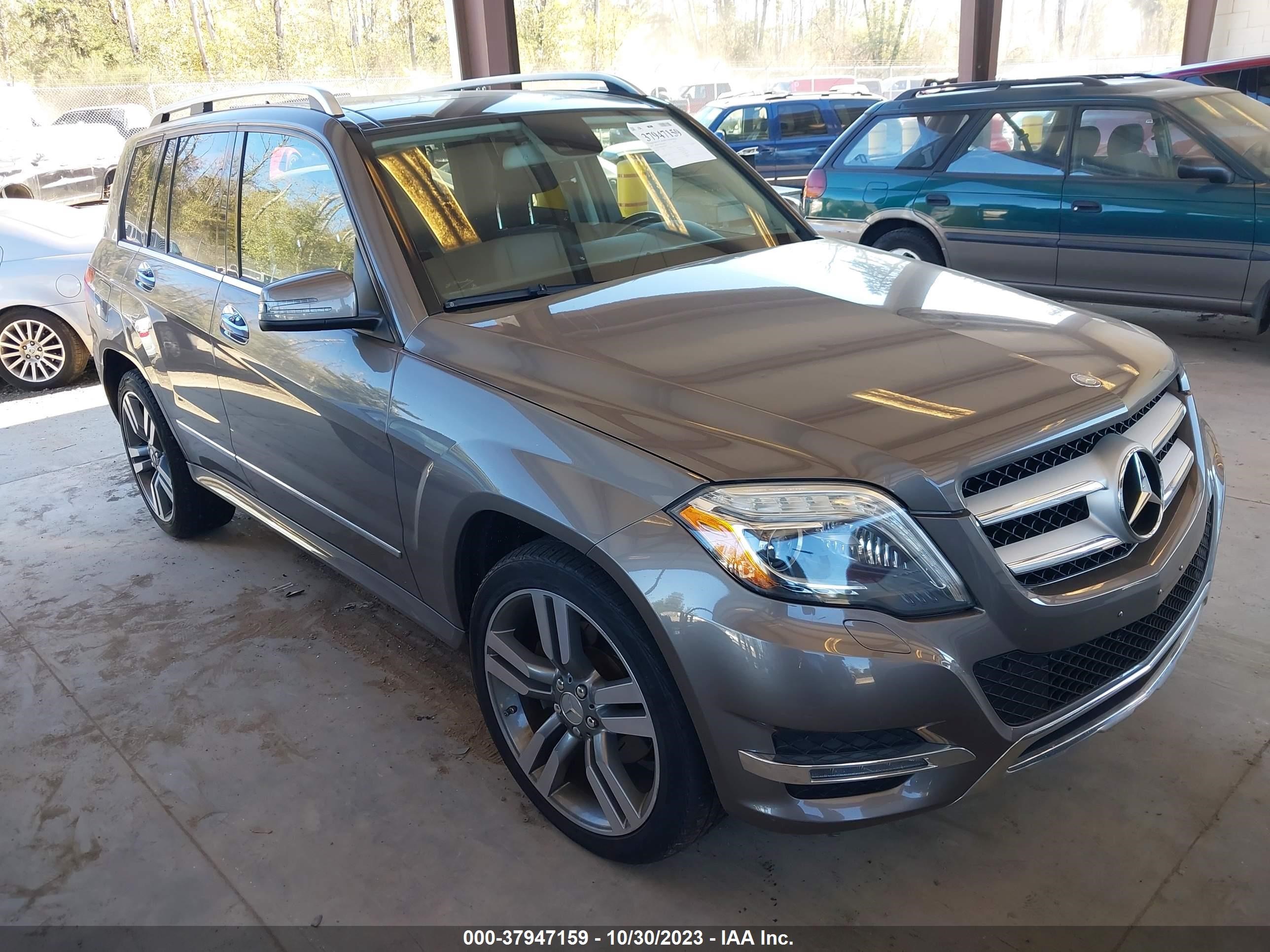 2013 Mercedes-Benz Glk-Class Glk 350 vin: WDCGG8JB4DG030974