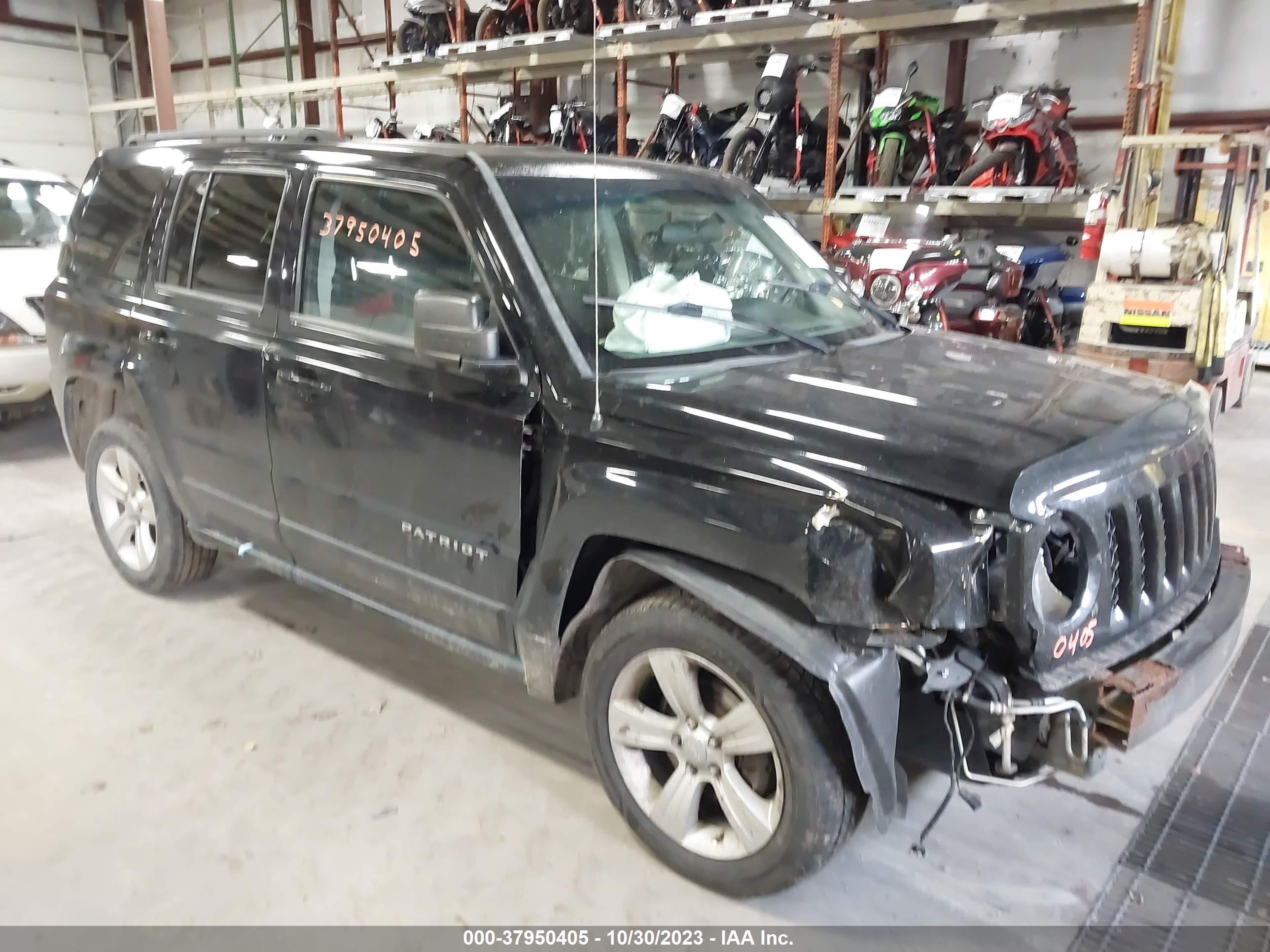 2012 Jeep Patriot Latitude vin: 1C4NJPFA2CD542581