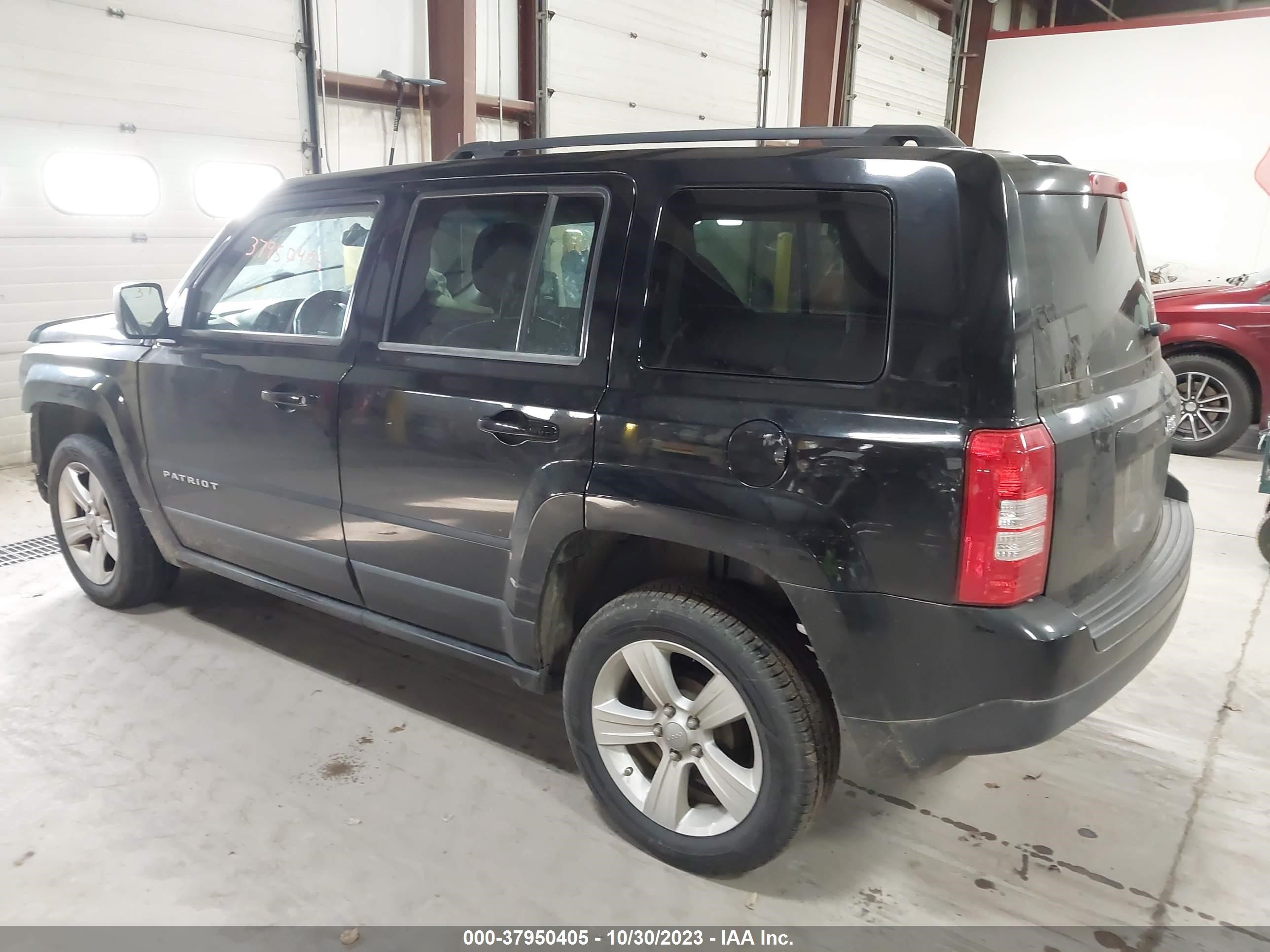 2012 Jeep Patriot Latitude vin: 1C4NJPFA2CD542581