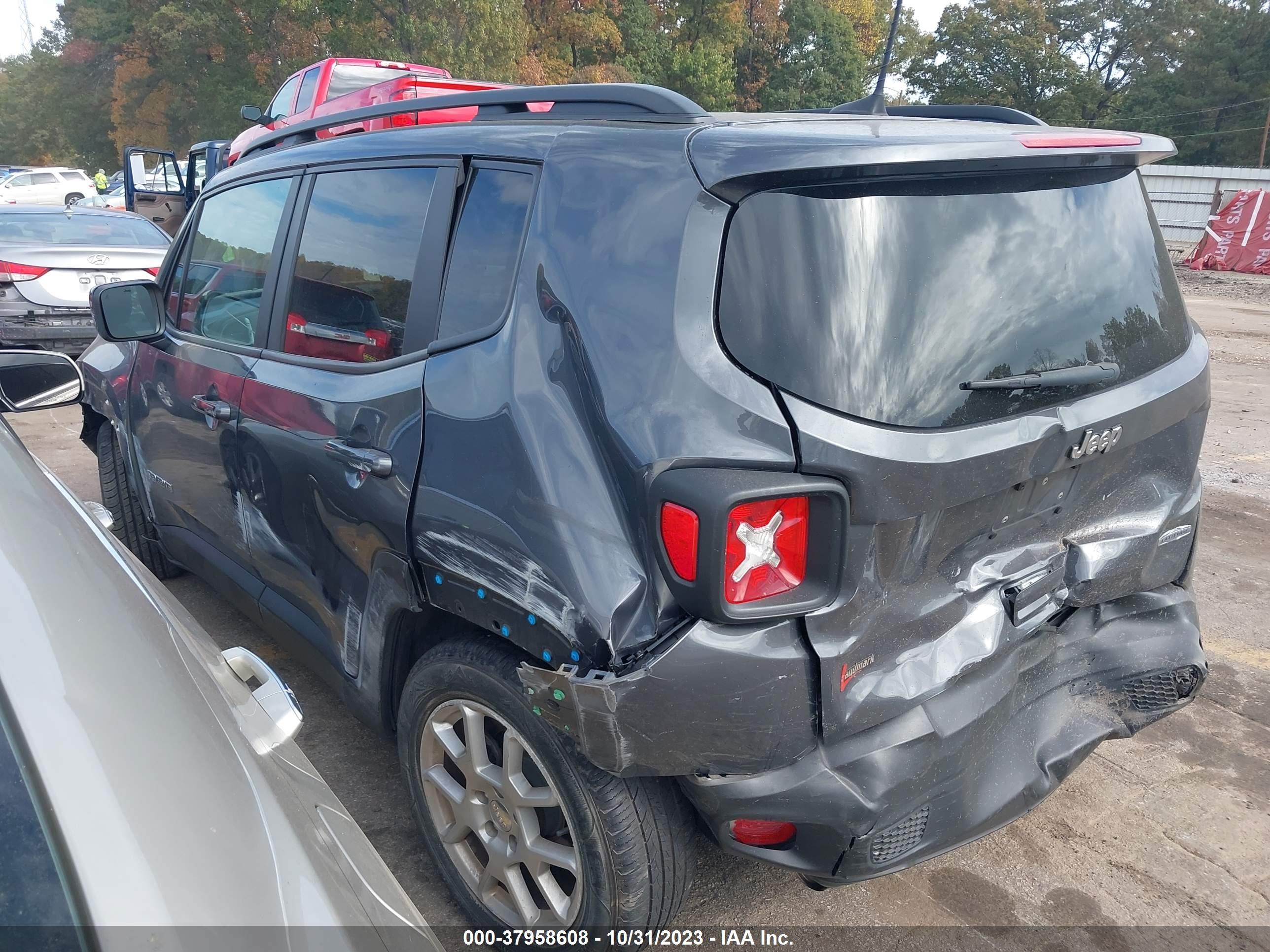 2021 Jeep Renegade Latitude Fwd vin: ZACNJCBB6MPN26214