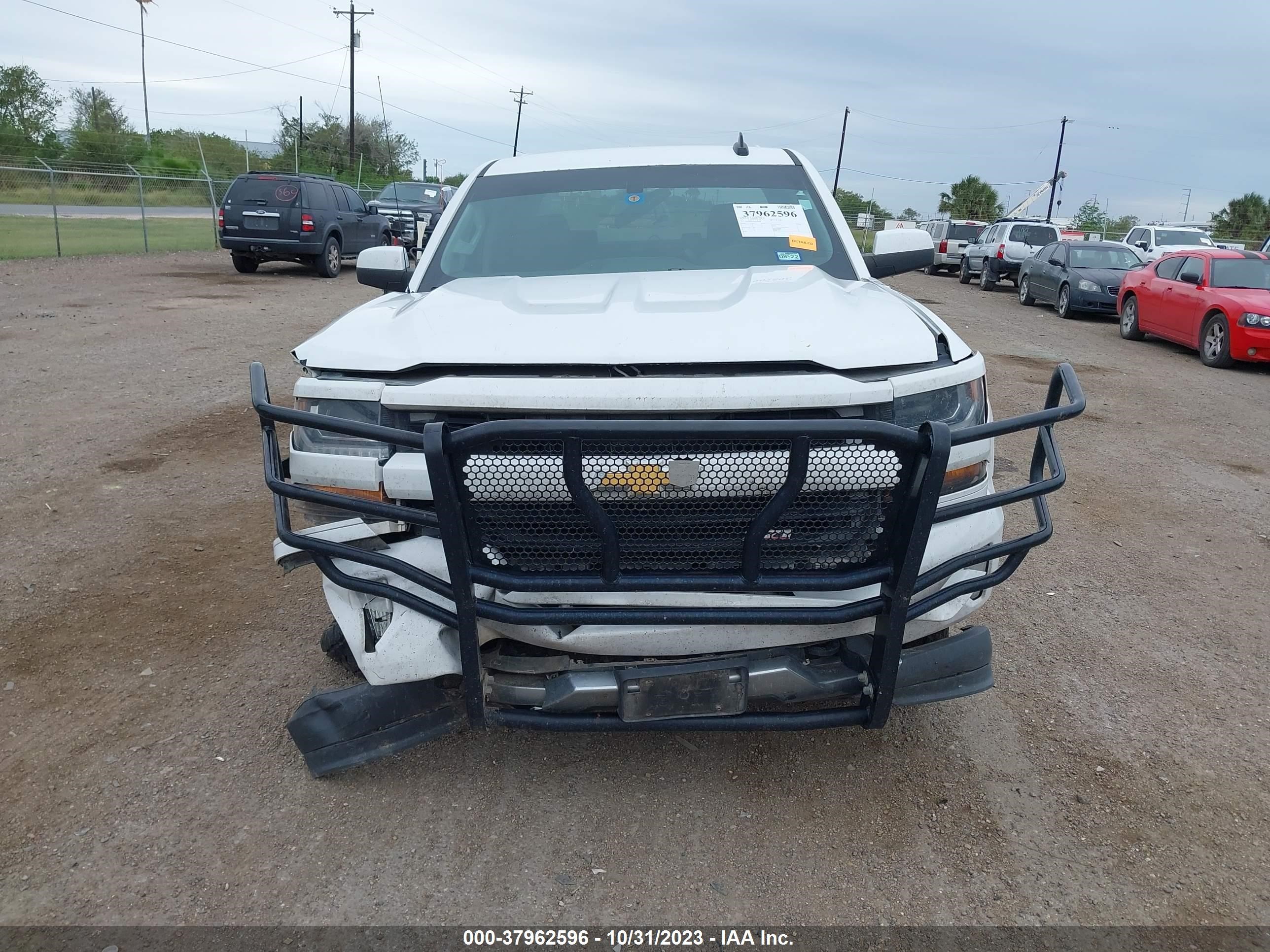 2017 Chevrolet Silverado 1500 2Lt vin: 3GCUKREC8HG191788