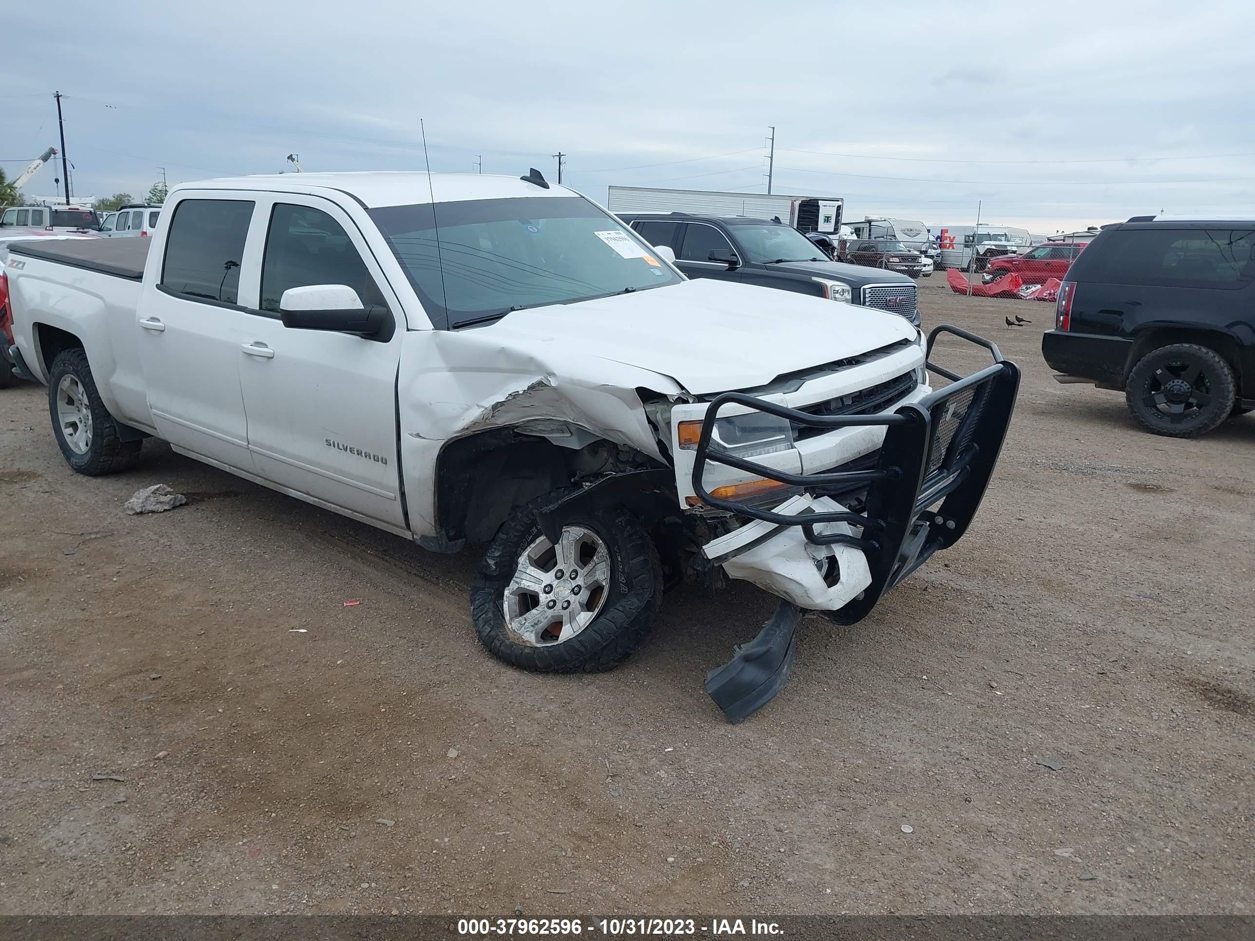 2017 Chevrolet Silverado 1500 2Lt vin: 3GCUKREC8HG191788