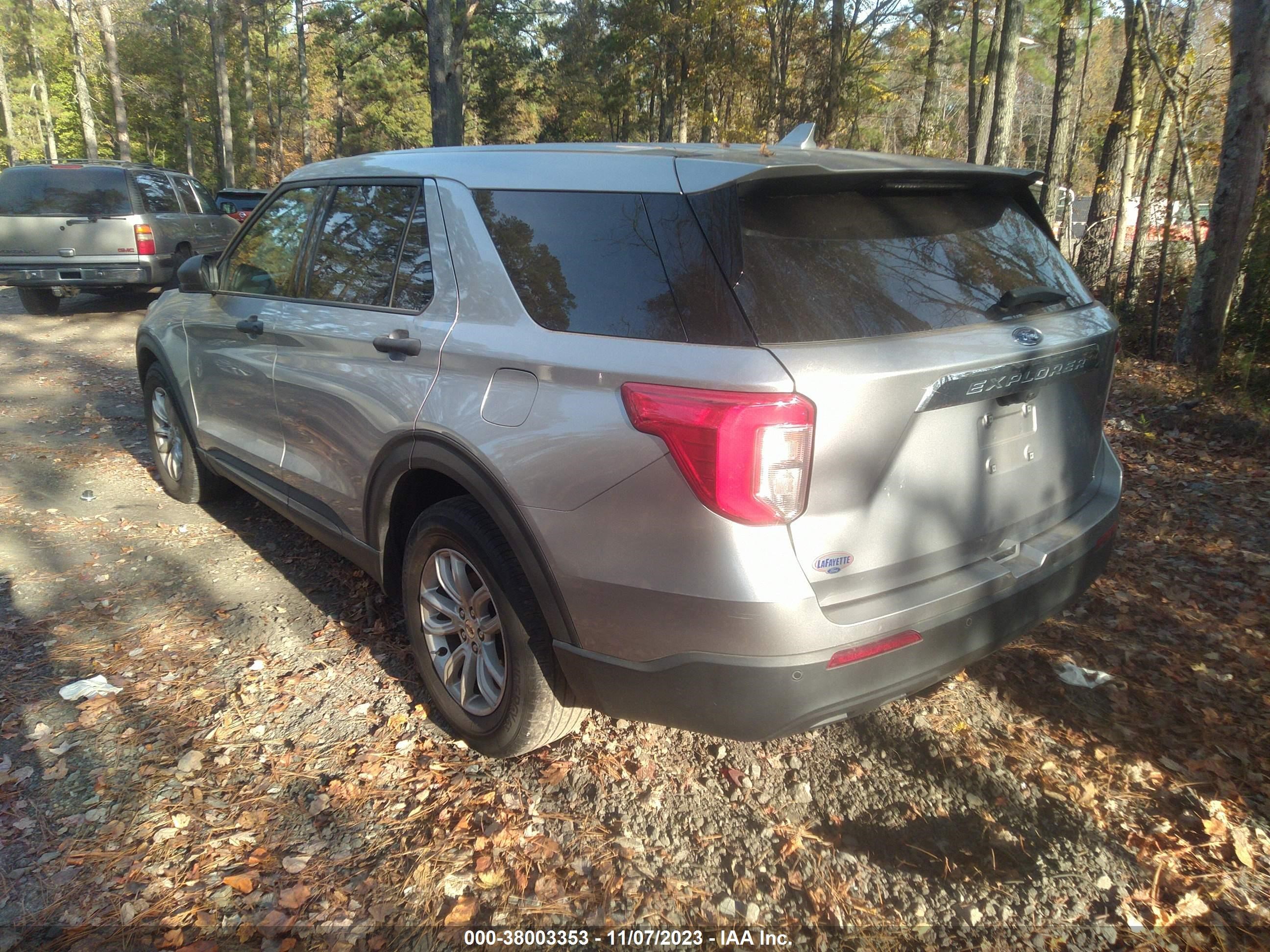 2020 Ford Explorer vin: 1FMSK7BH0LGD12521