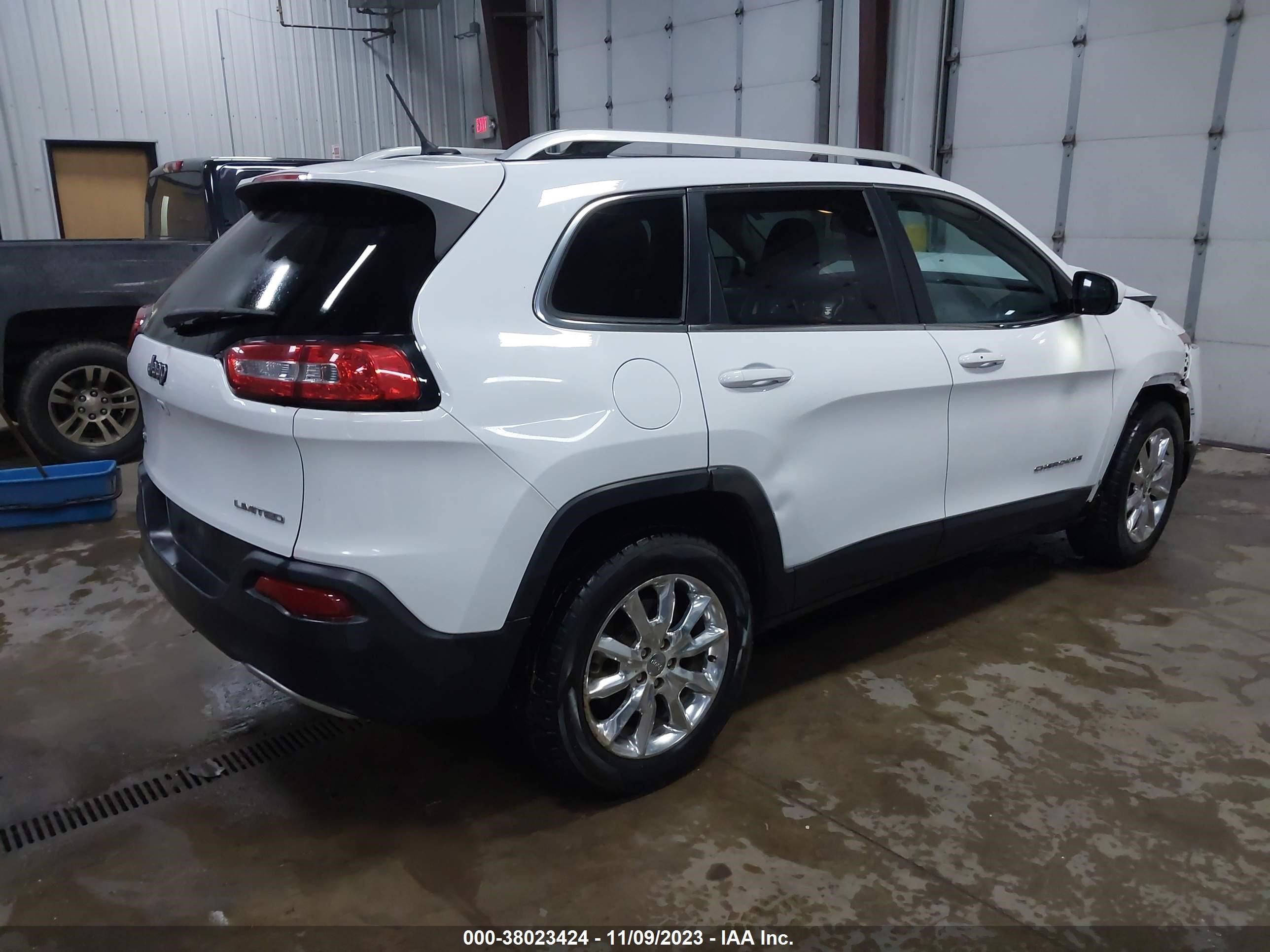 2014 Jeep Cherokee Limited vin: 1C4PJMDB1EW260801