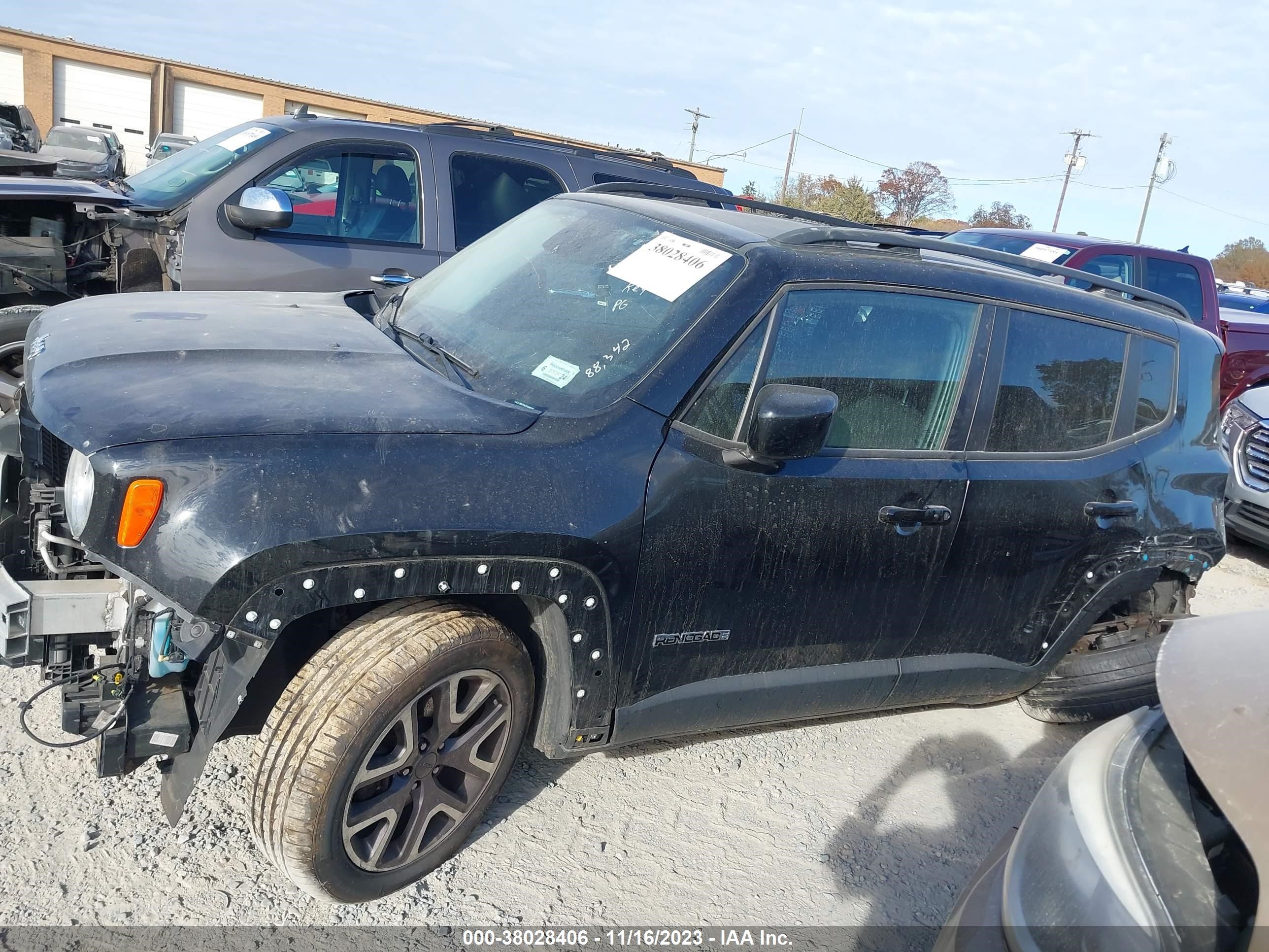 2016 Jeep Renegade Latitude vin: ZACCJBBT8GPC86505