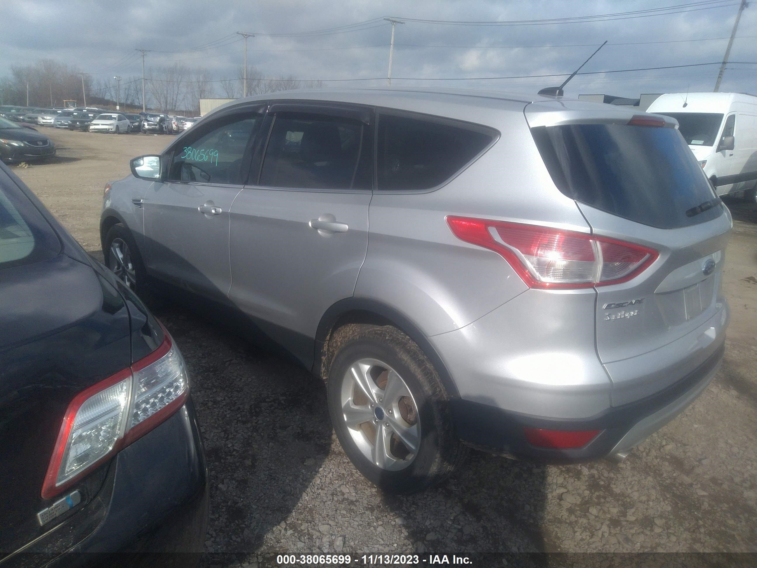 2016 Ford Escape Se vin: 1FMCU0G78GUA93921