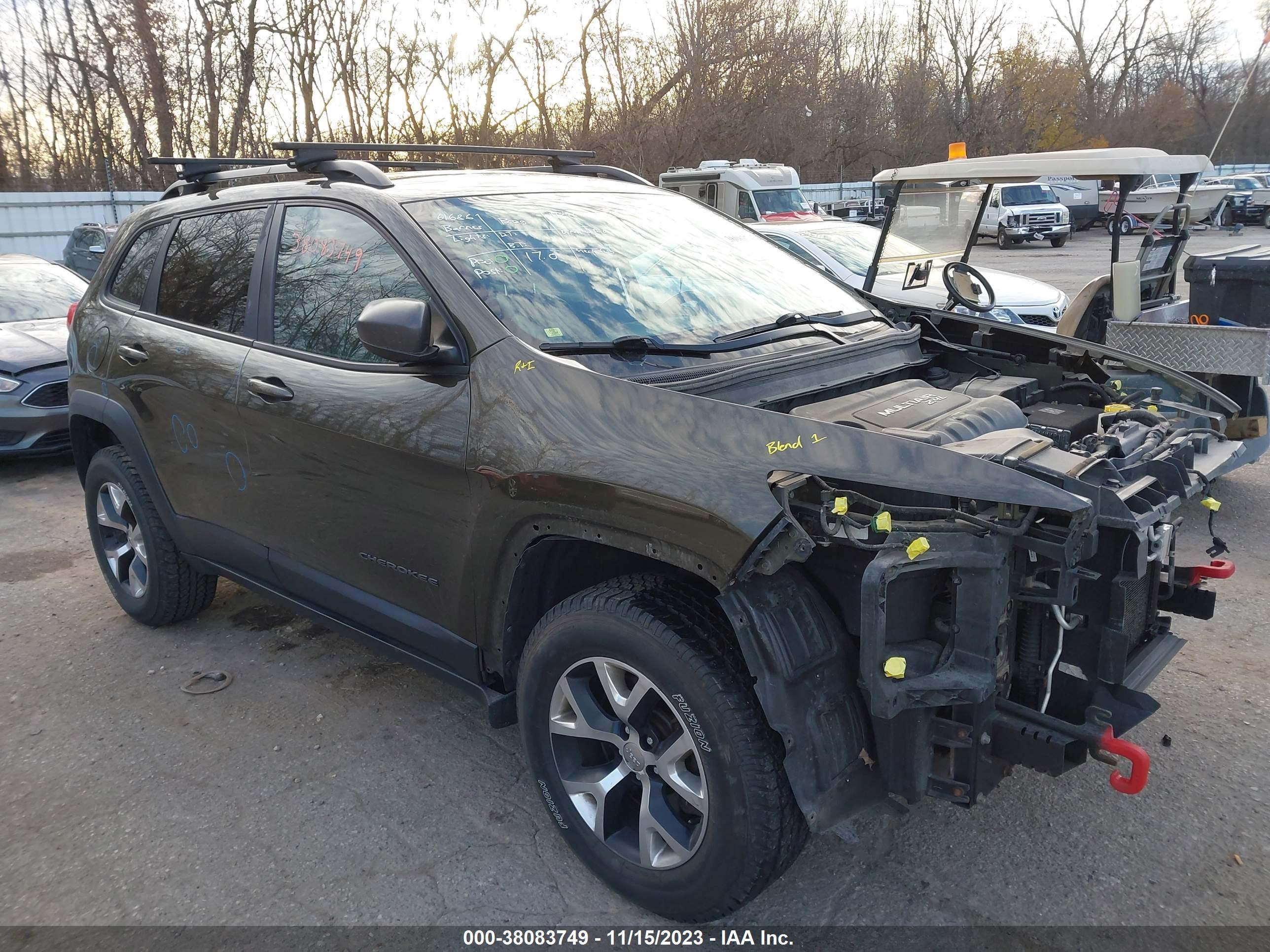 2014 Jeep Cherokee Trailhawk vin: 1C4PJMBB6EW243950