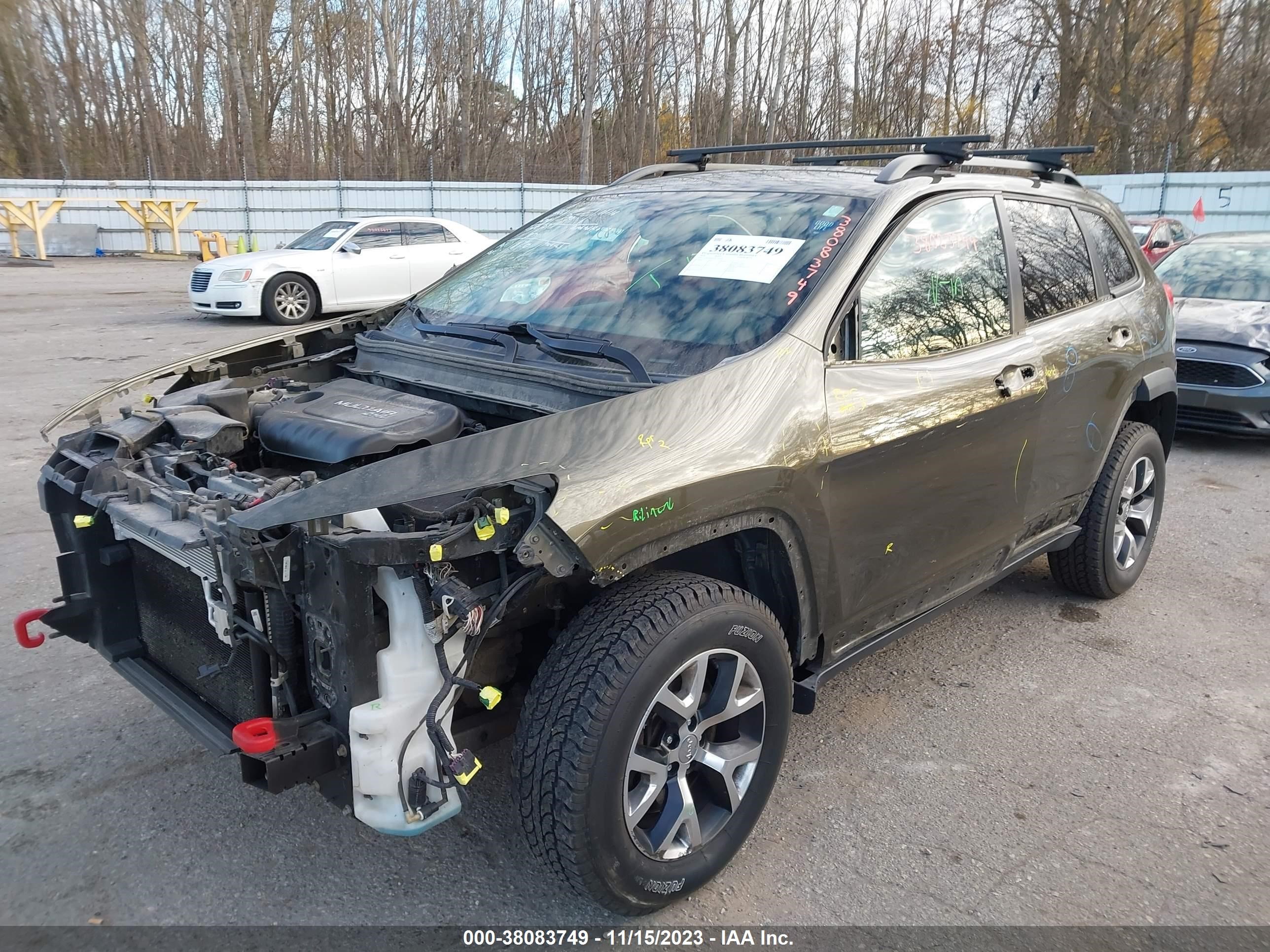 2014 Jeep Cherokee Trailhawk vin: 1C4PJMBB6EW243950