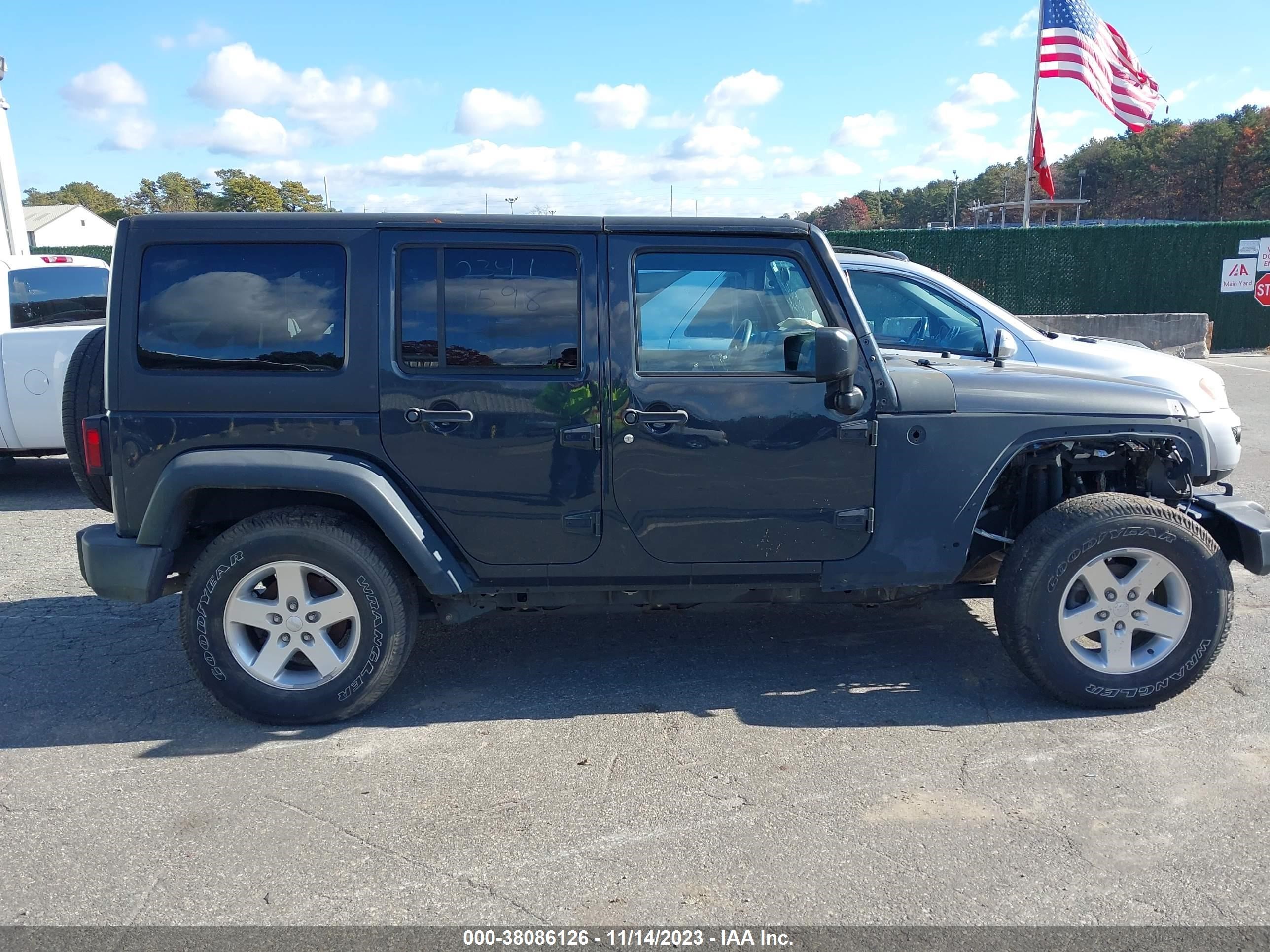 2016 Jeep Wrangler Unlimited Sport vin: 1C4BJWDG5GL197109