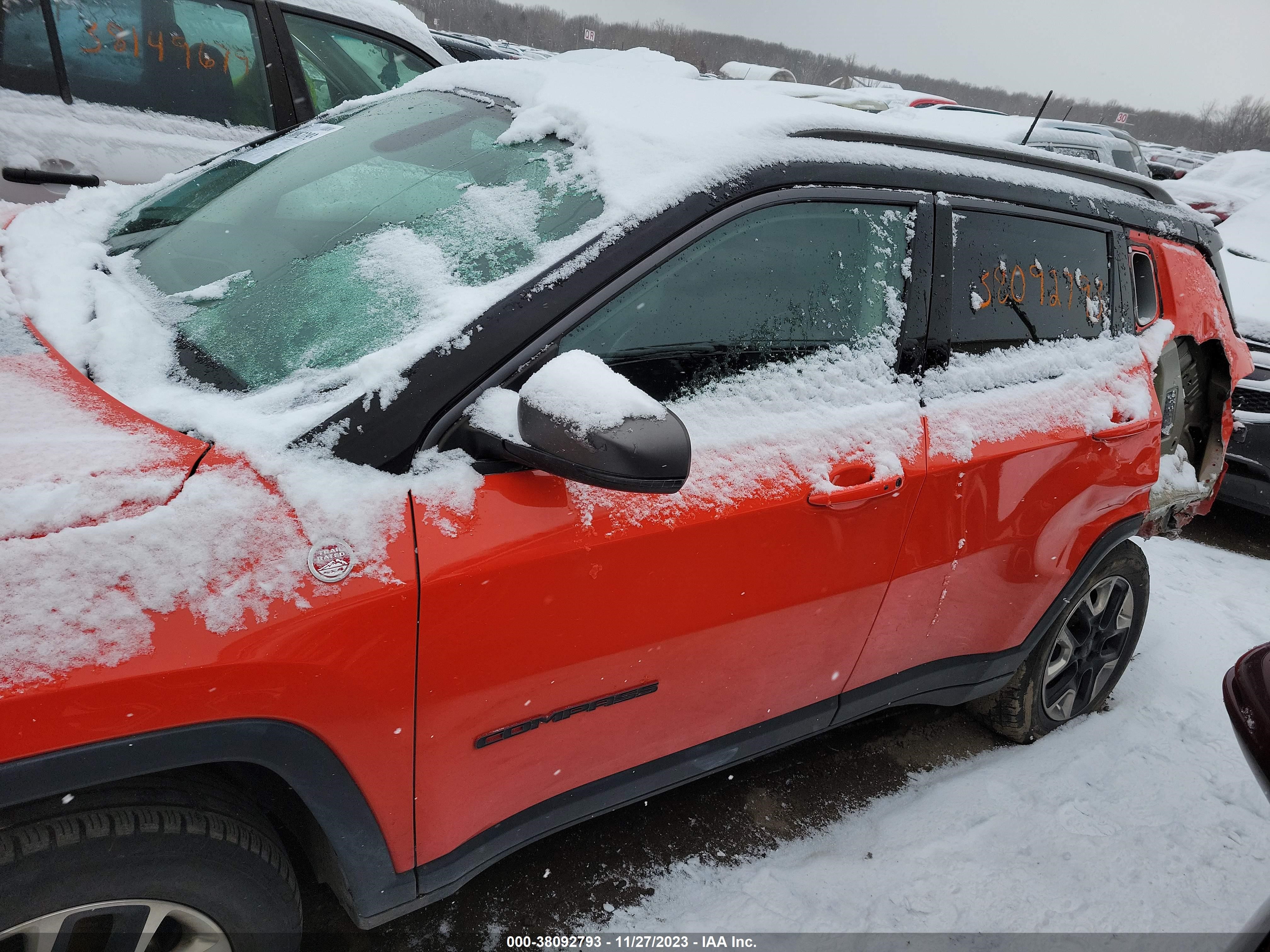 2018 Jeep Compass Trailhawk 4X4 vin: 3C4NJDDB2JT320933