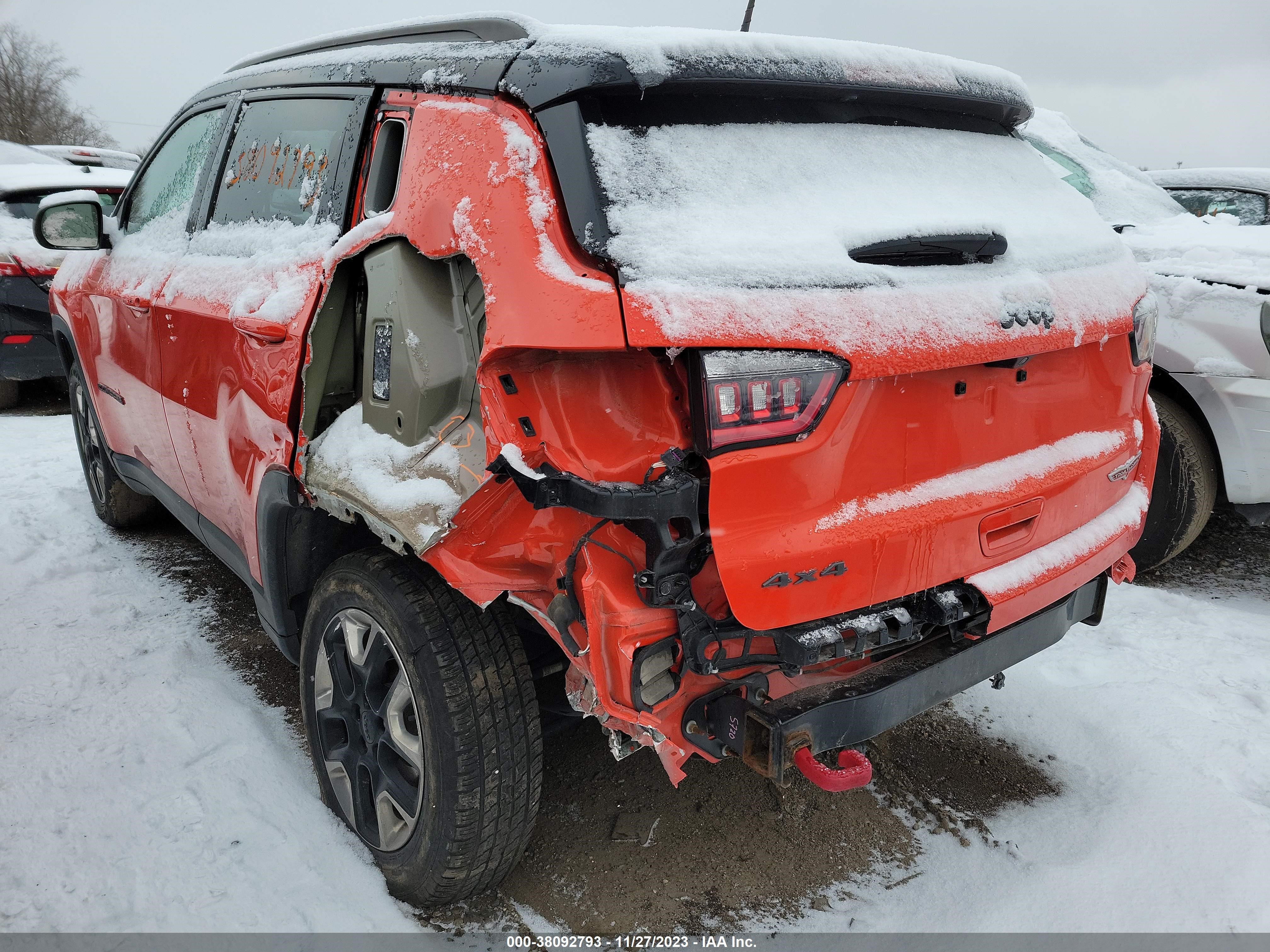 2018 Jeep Compass Trailhawk 4X4 vin: 3C4NJDDB2JT320933