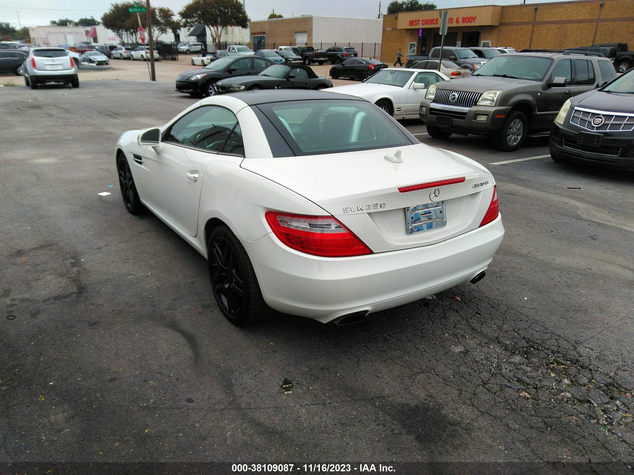 2013 Mercedes-Benz Slk-Class Slk 250 vin: WDDPK4HA5DF070485