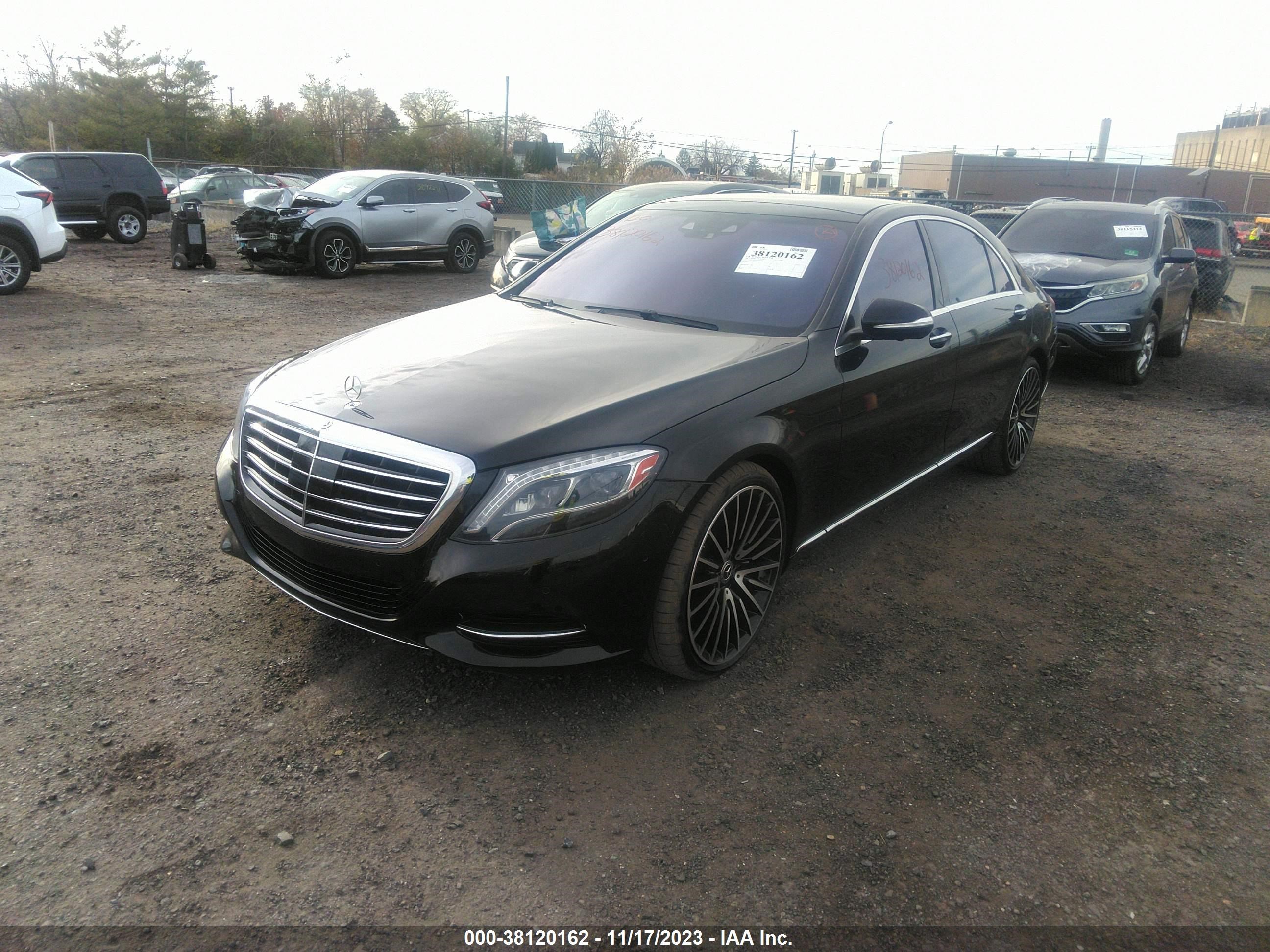 2017 Mercedes-Benz S-Class S 550 vin: WDDUG8CB5HA325909