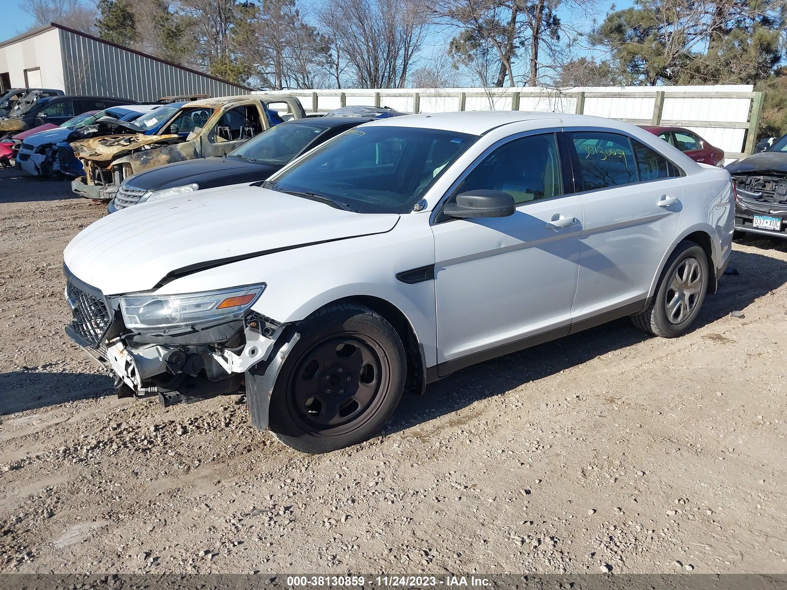 2013 Ford Police Interceptor vin: 1FAHP2M86DG124495