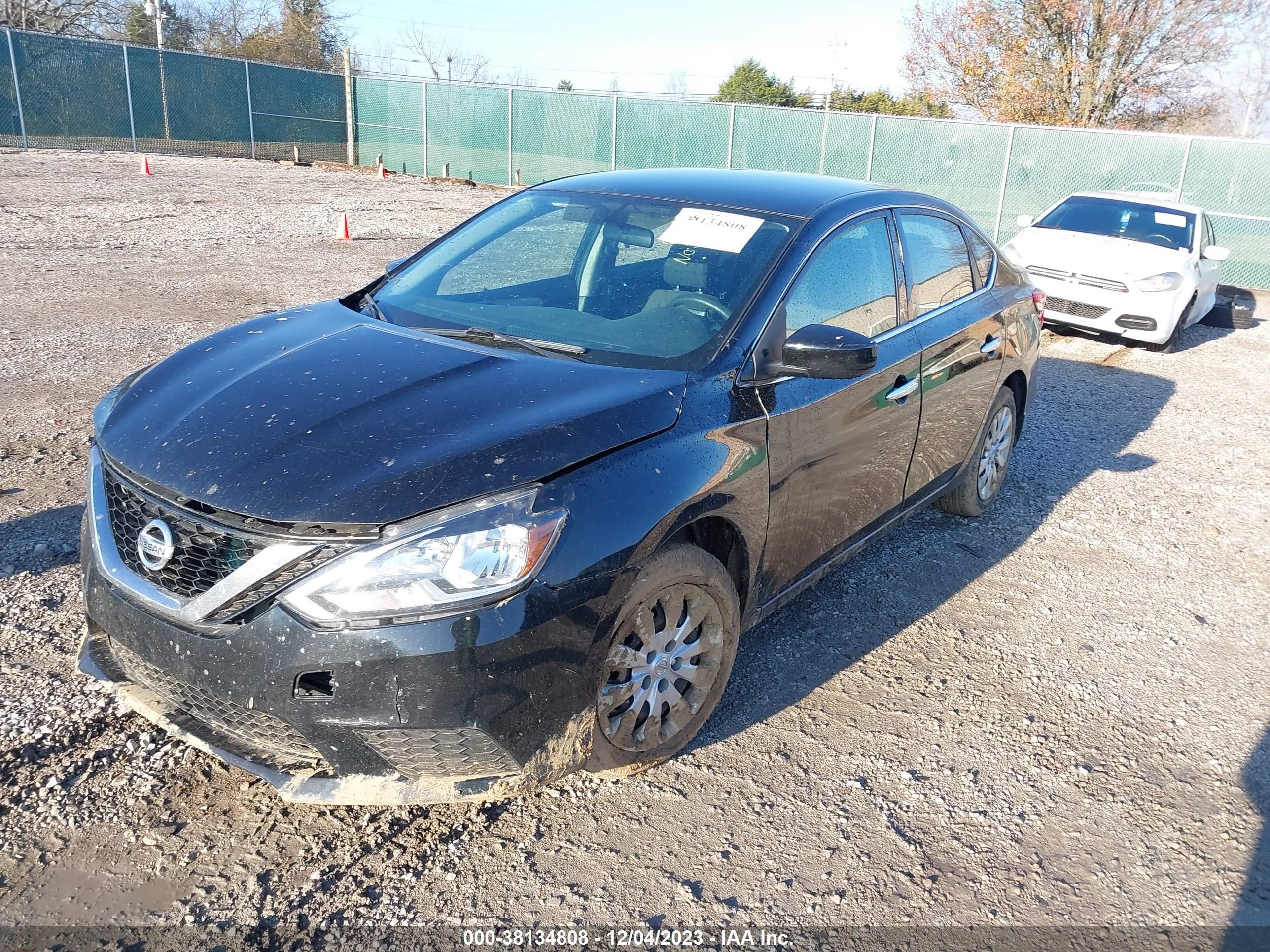 2016 Nissan Sentra S vin: 3N1AB7APXGL681058