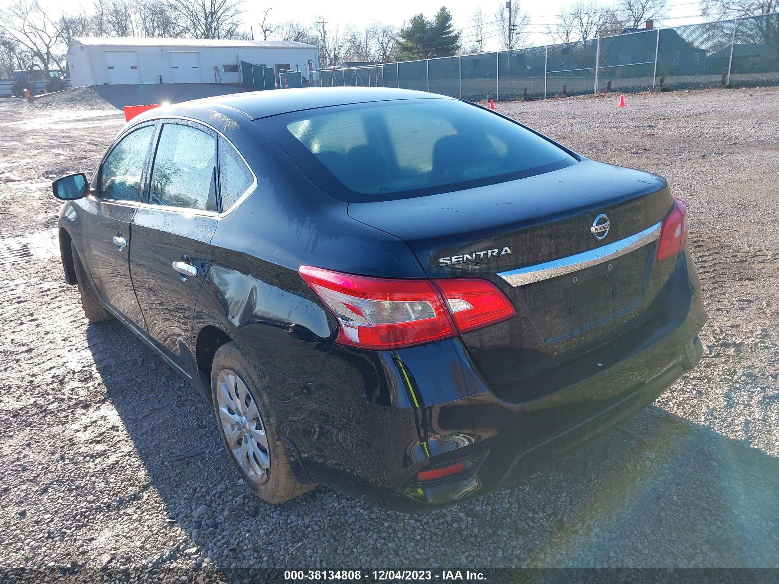 2016 Nissan Sentra S vin: 3N1AB7APXGL681058