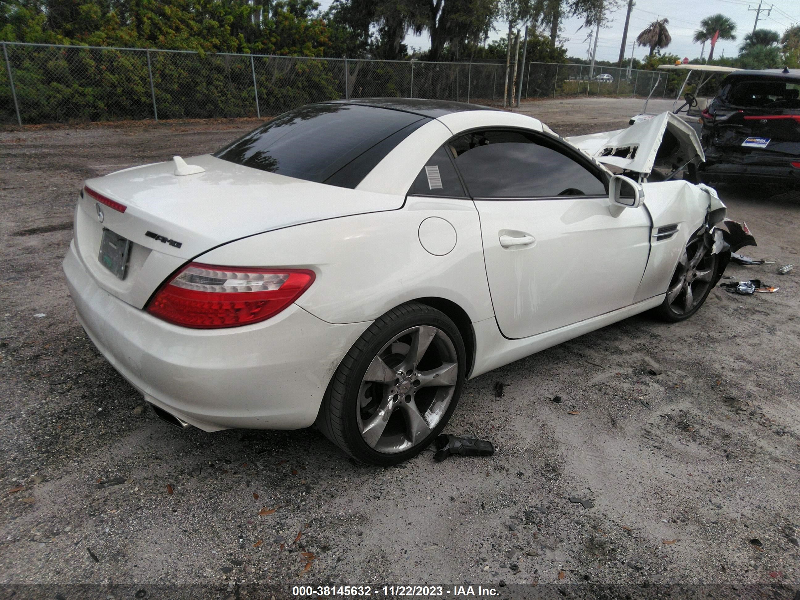 2012 Mercedes-Benz Slk-Class Slk 350 vin: WDDPK5HA9CF023898