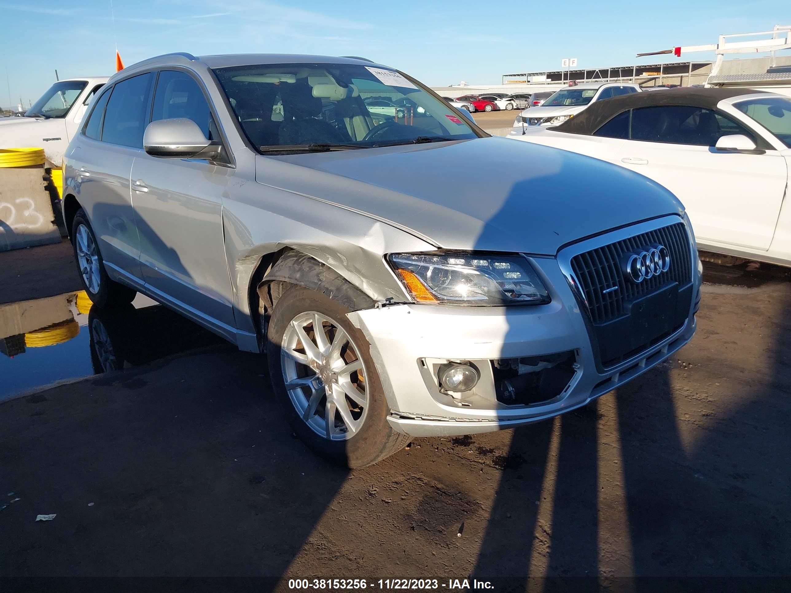 2012 Audi Q5 2.0T Premium vin: WA1LFAFP7CA118979