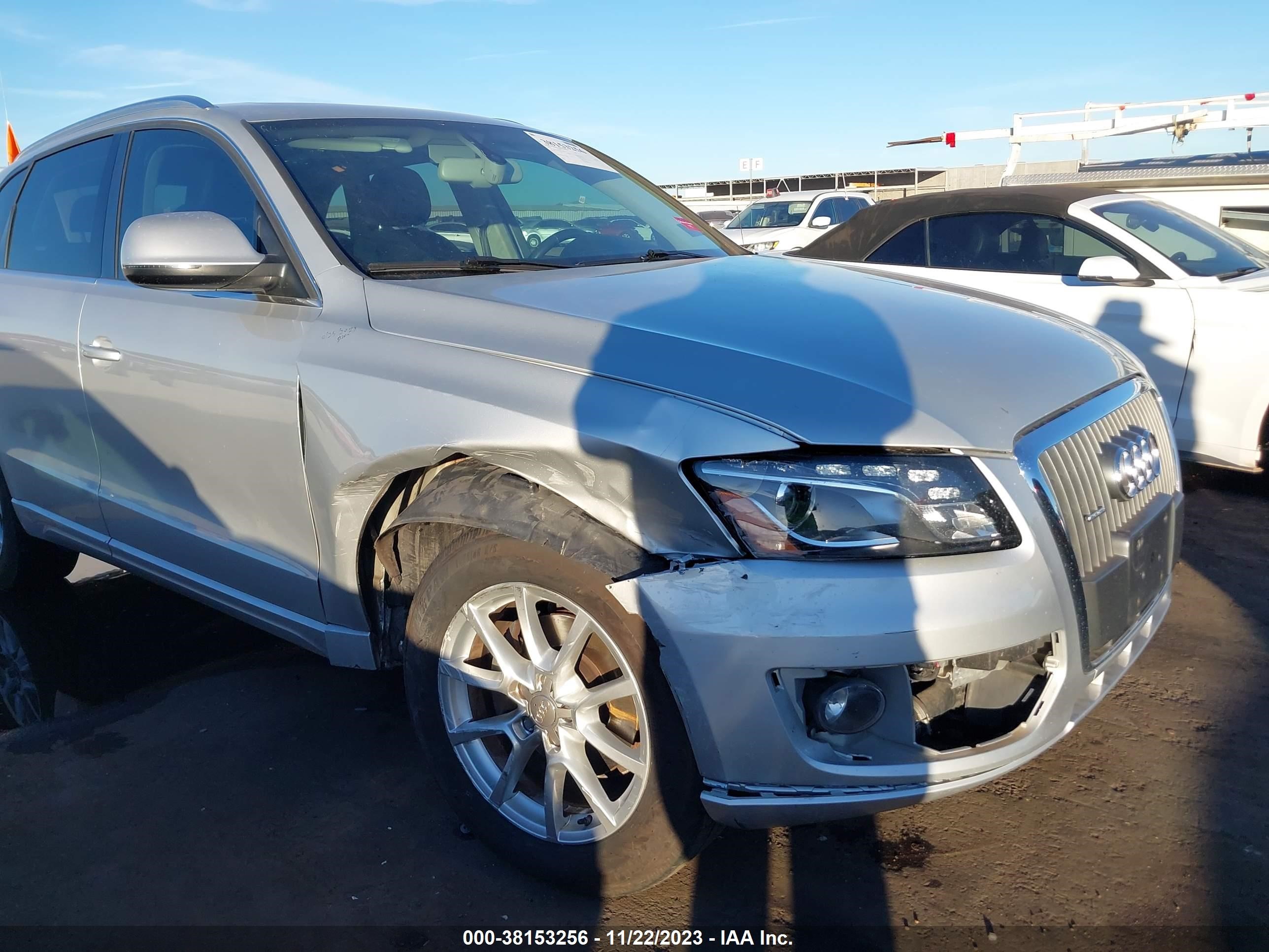 2012 Audi Q5 2.0T Premium vin: WA1LFAFP7CA118979