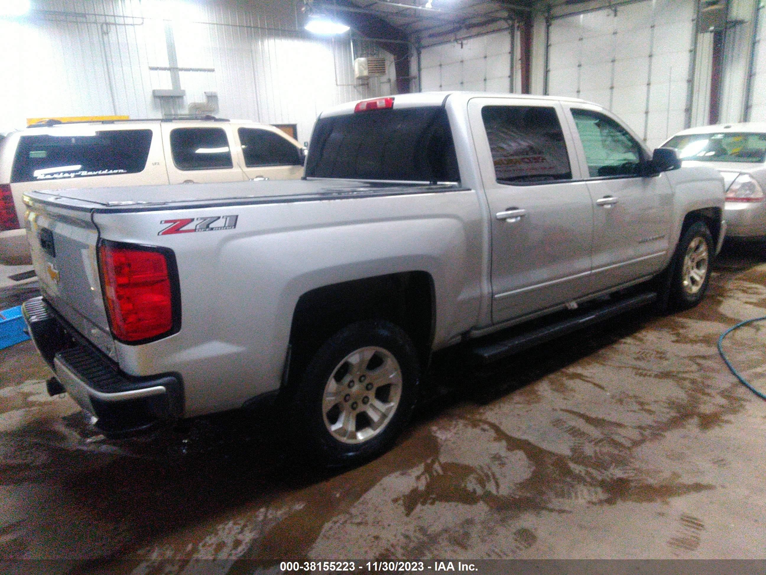 2018 Chevrolet Silverado 1500 2Lt vin: 3GCUKREC7JG493773