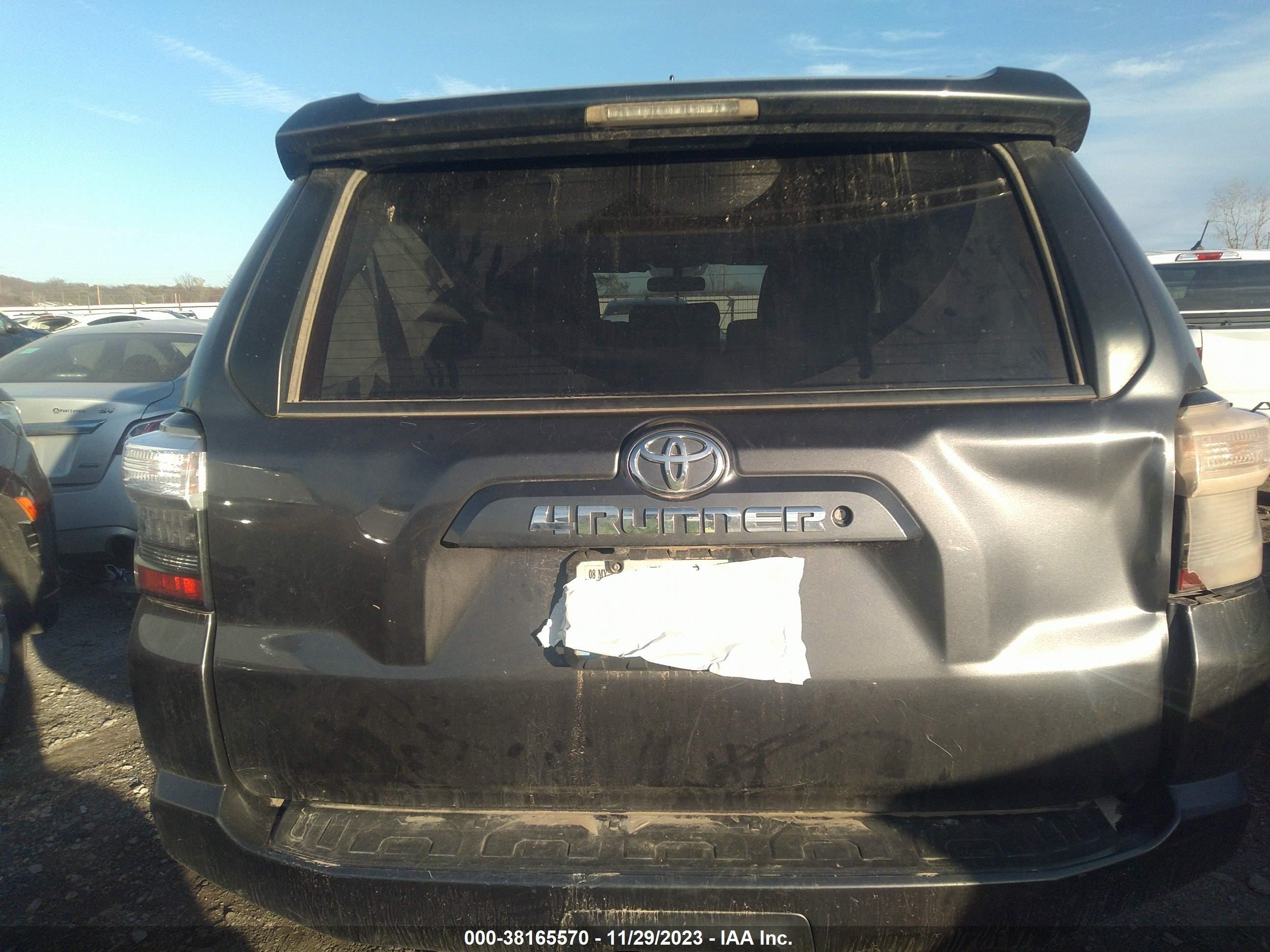 2018 Toyota 4Runner Sr5 vin: JTEBU5JR8J5504917