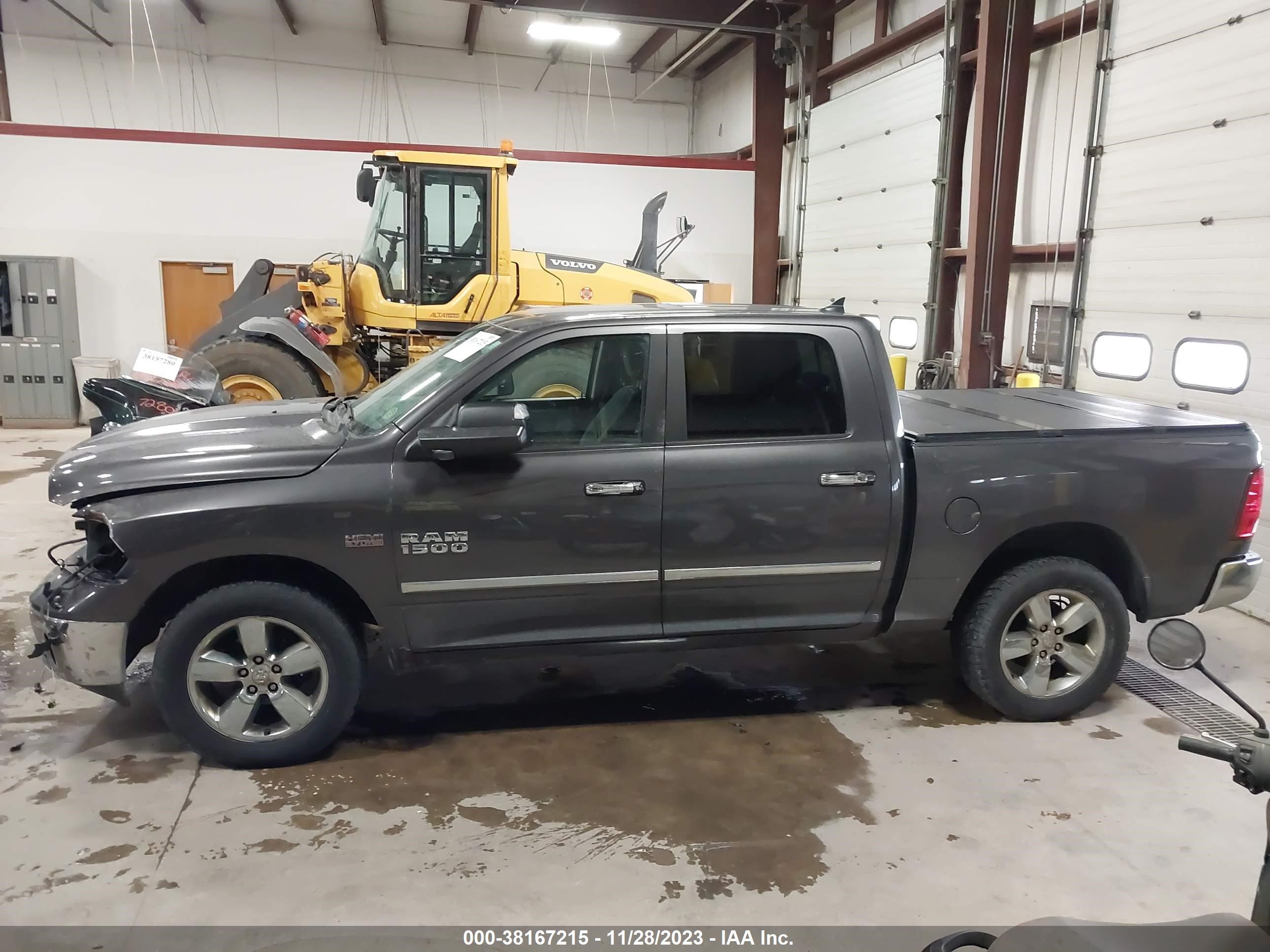 2014 Ram 1500 Big Horn vin: 1C6RR7LT7ES437217