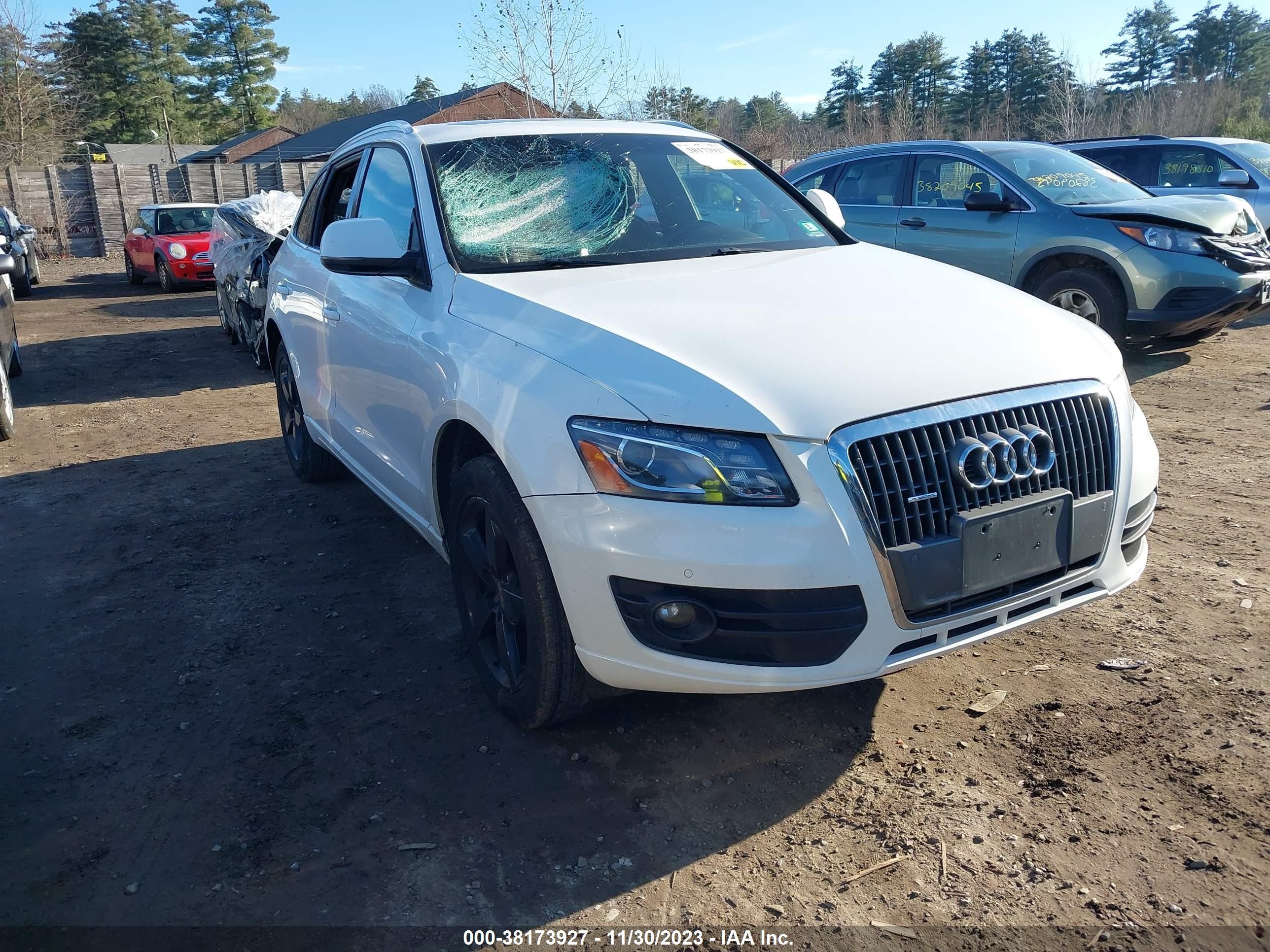 2012 Audi Q5 2.0T Premium vin: WA1LFAFP9CA010847