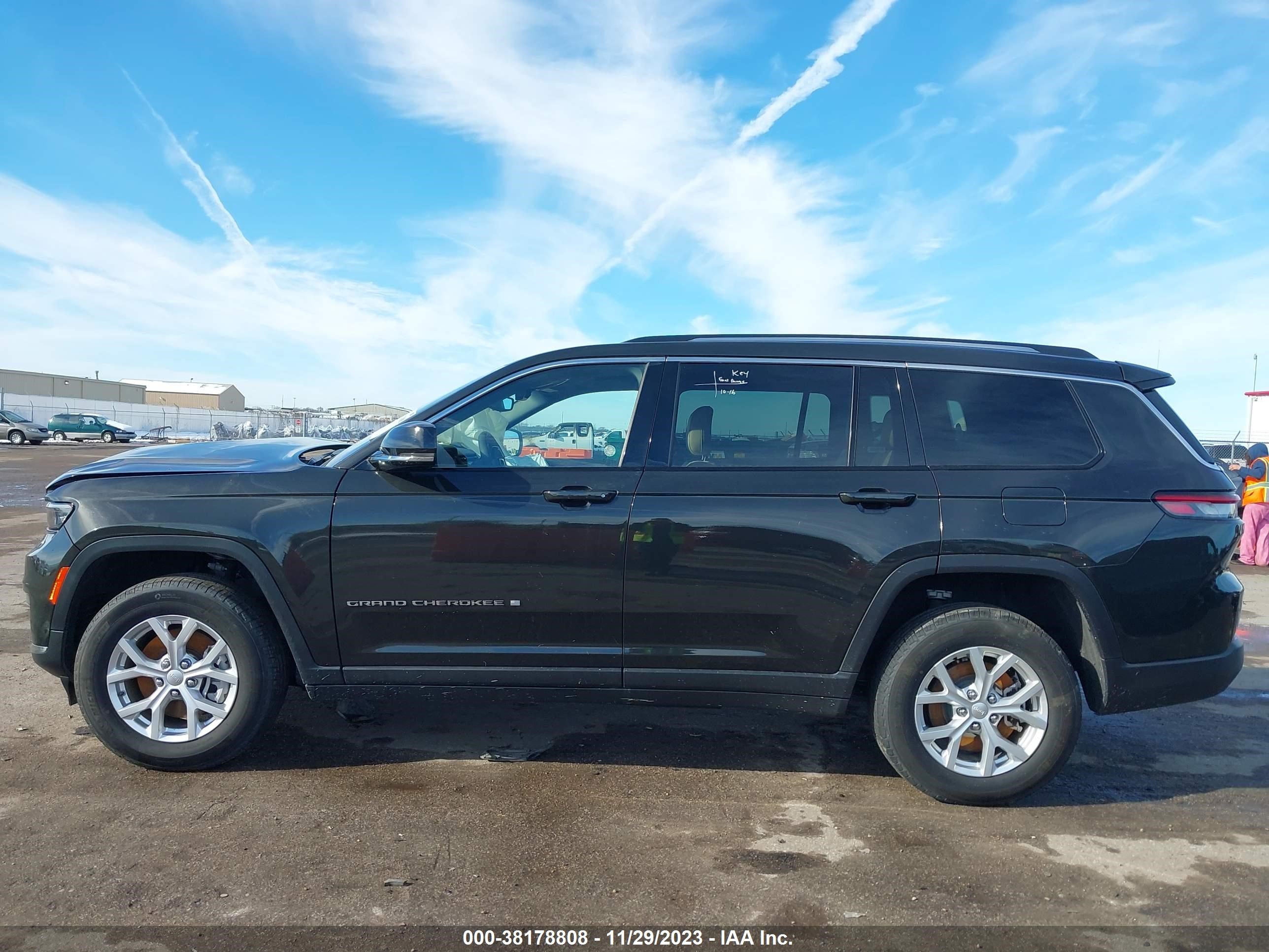 2023 Jeep Grand Cherokee L Limited vin: 1C4RJKBG3P8767959