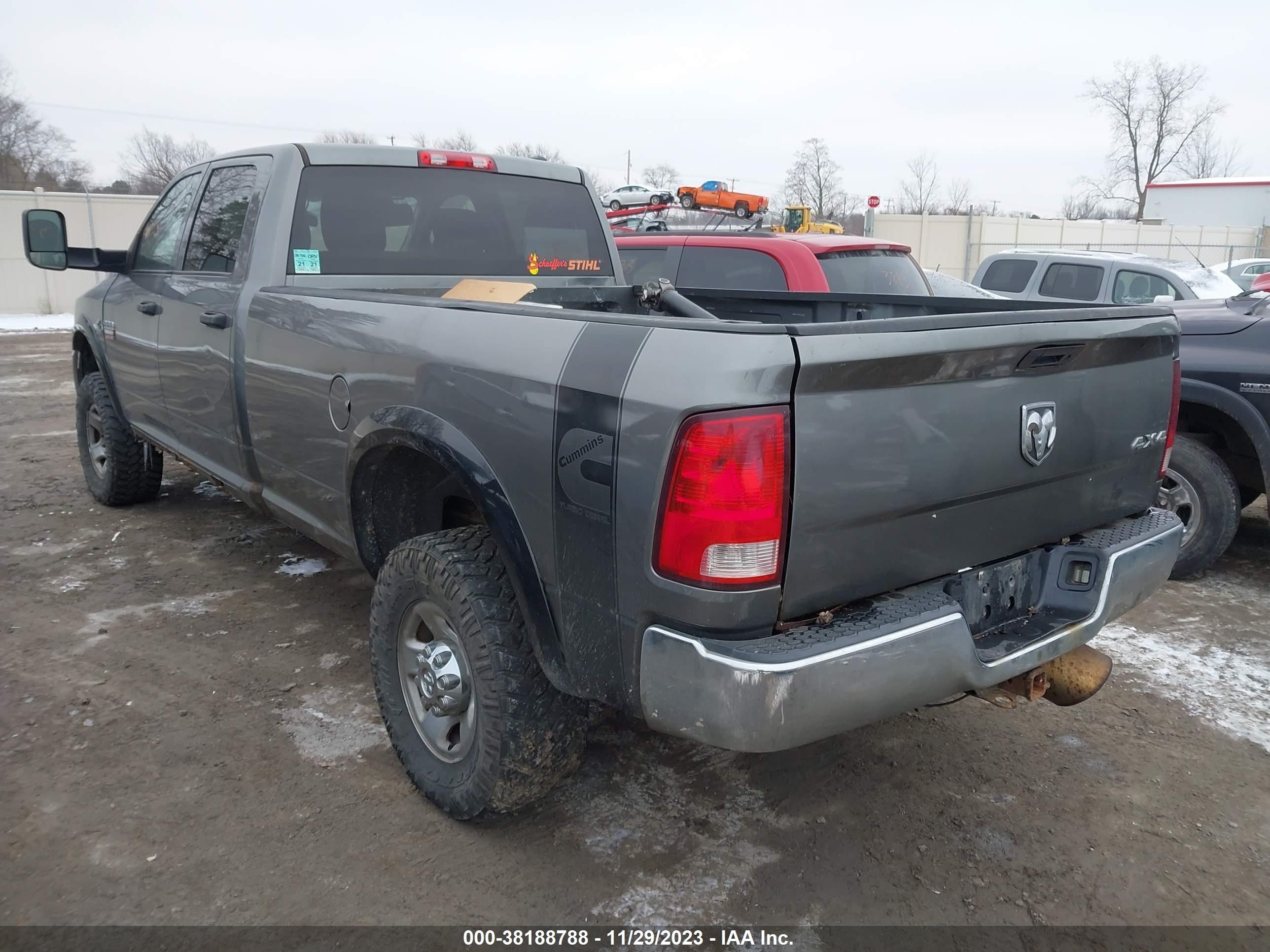 2012 Ram 2500 St vin: 3C6UD5HL4CG141212