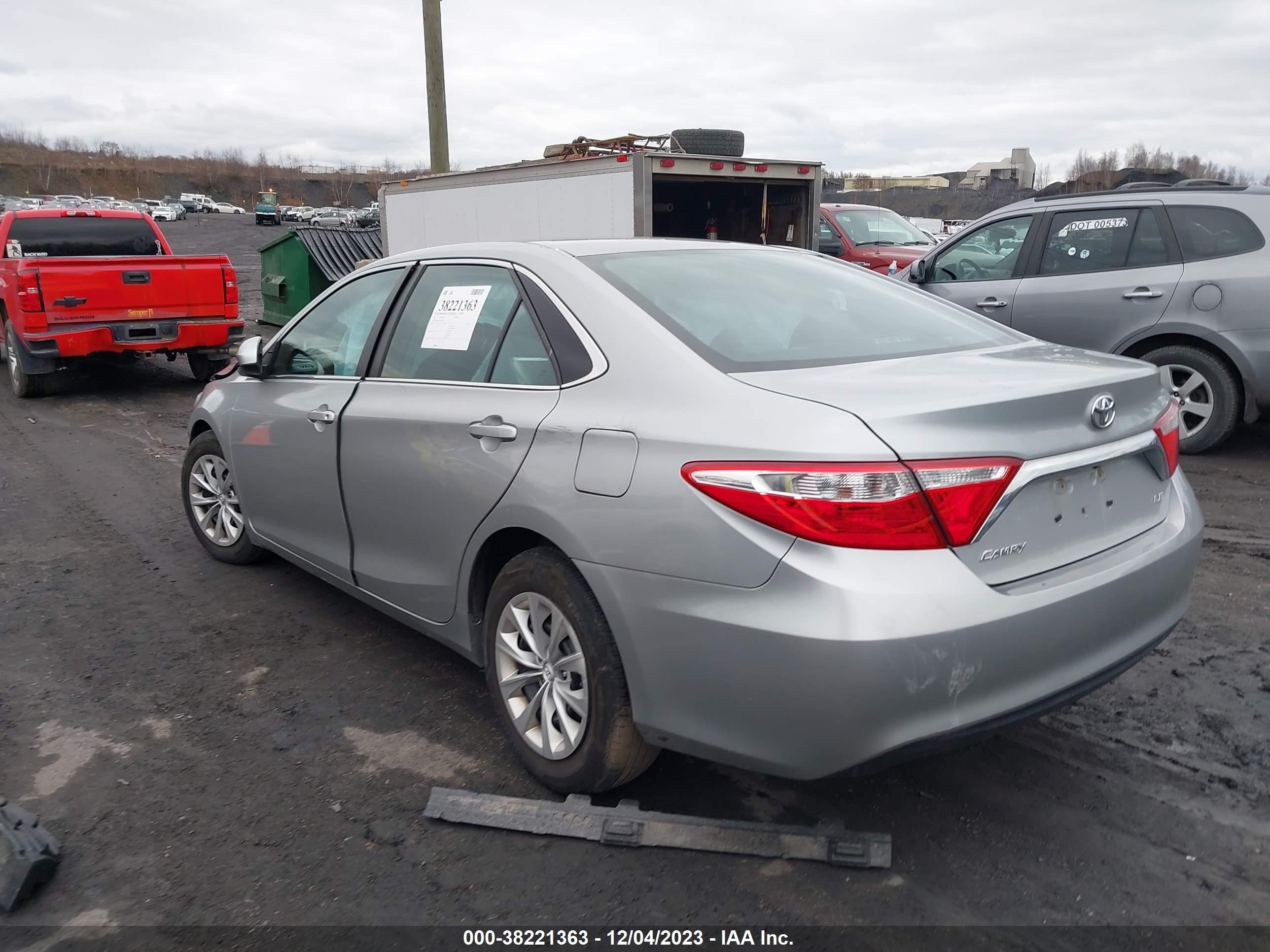 4T4BF1FK1GR549927 2016 Toyota Camry Le